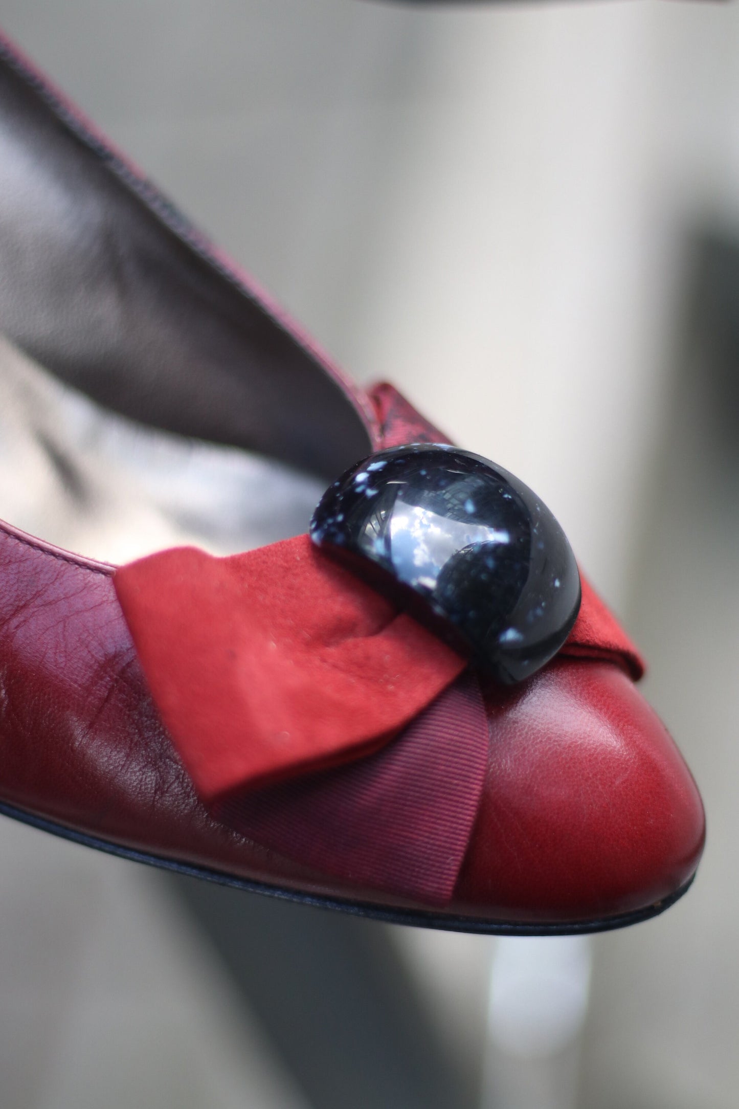 Vintage Red Bruno Magli Heels with Black Bow Size 38 office chic.
