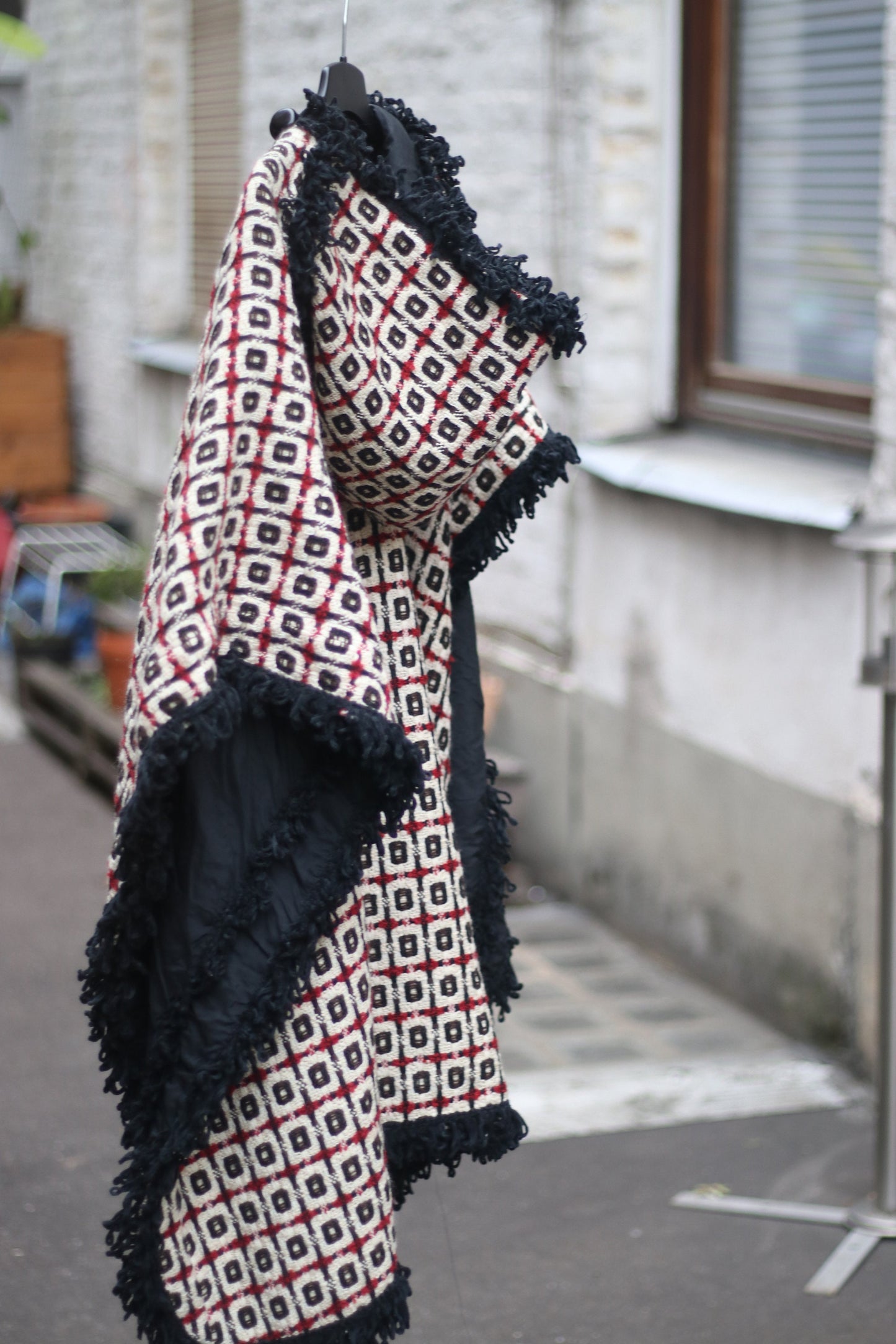 70s ethno chic poncho| Vintage winter cape with hood| Women's western-inspired county bohemian coat