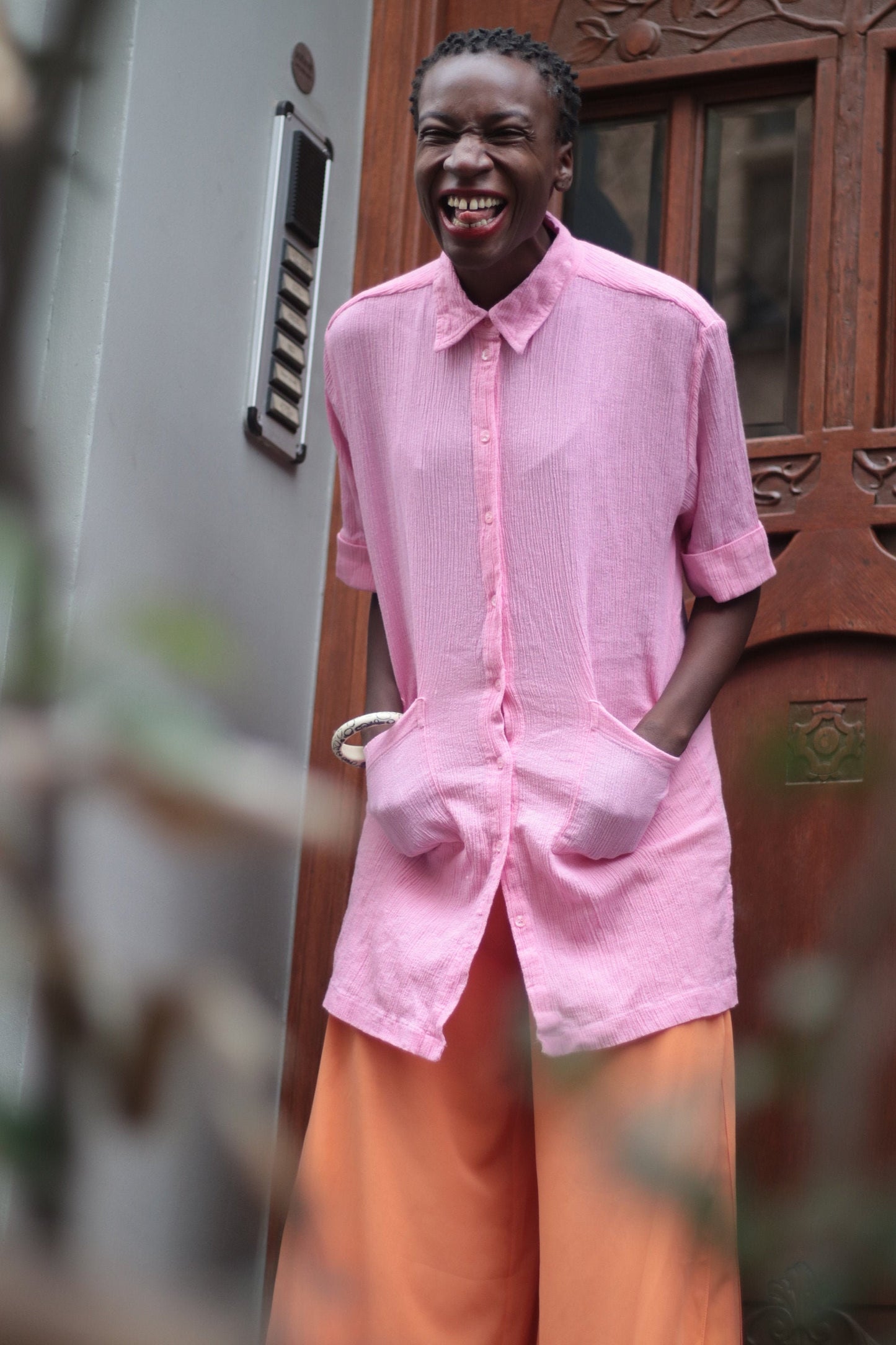 Vintage Pink Short-Sleeved Summer Blouse with Pockets Size Small