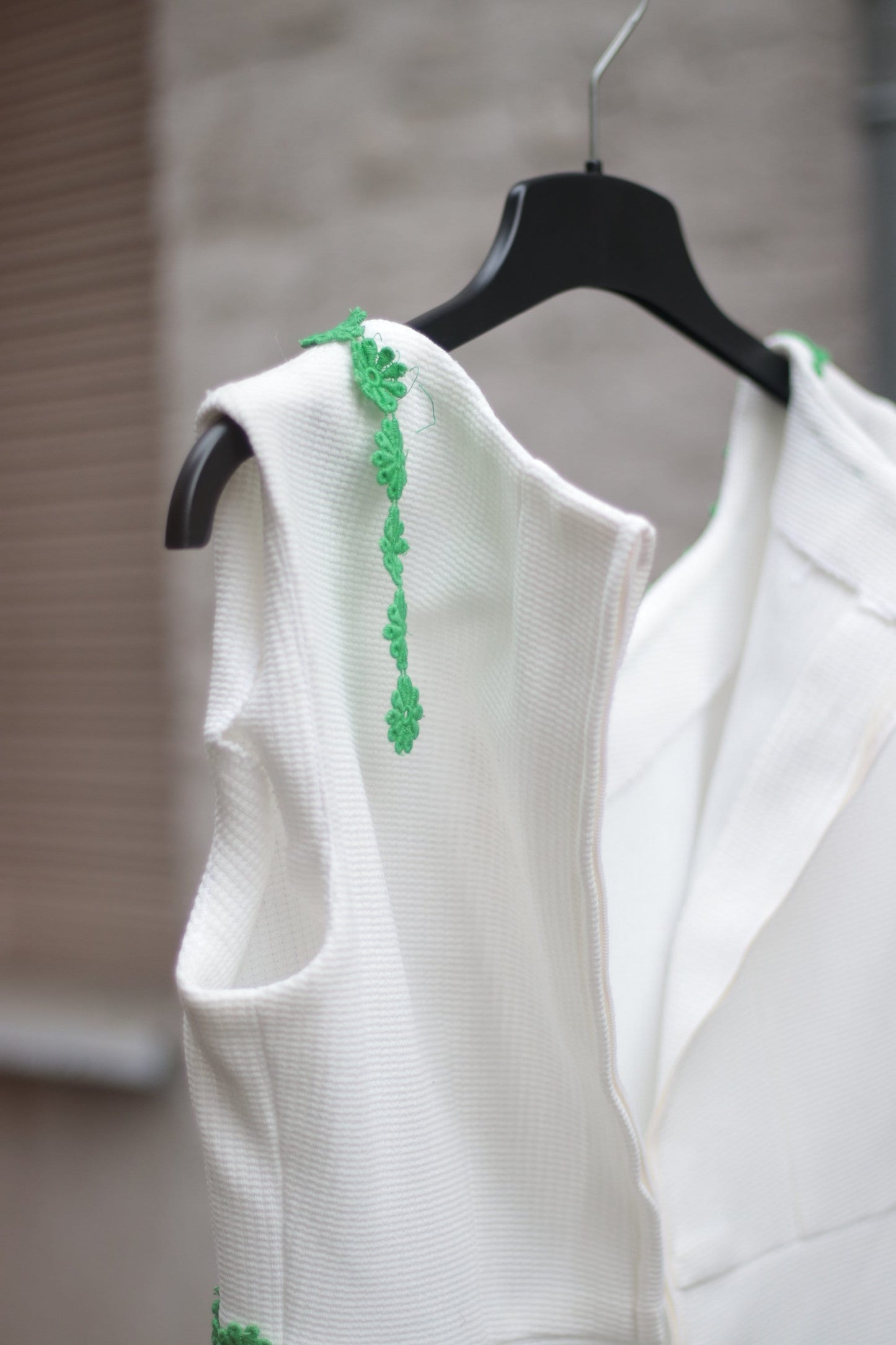 Vintage Handmade White A Line Sleeveless Dress with Green Floral Details Size Small