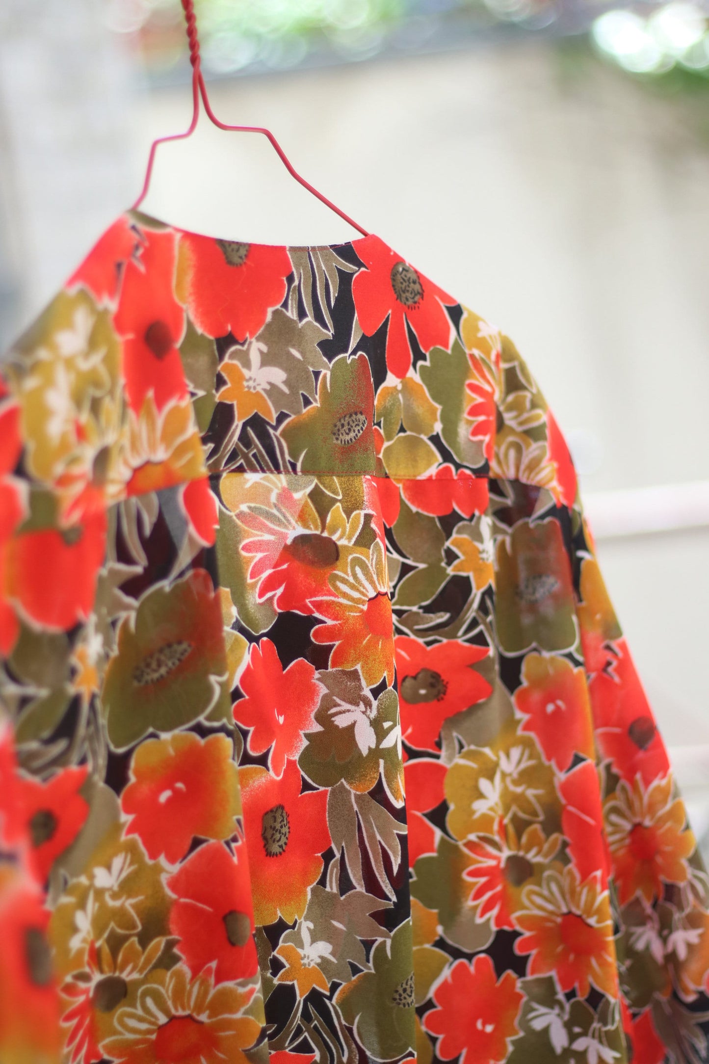 Vintage Hardob Floral Print Pussy Bow Blouse LadyLike Chic For Elegant Summer Garden Parties Size Small Medium
