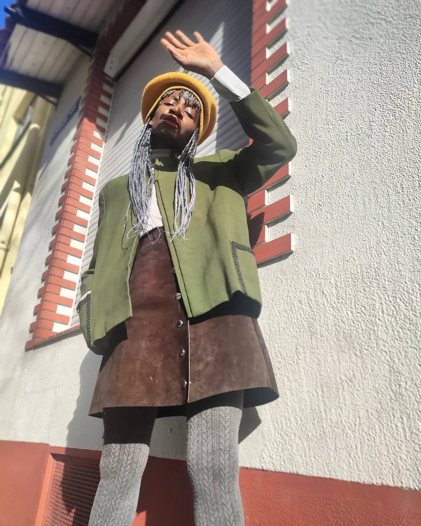 Vintage blazer with statement embroidered details | Collarless Green Spring Blazer|