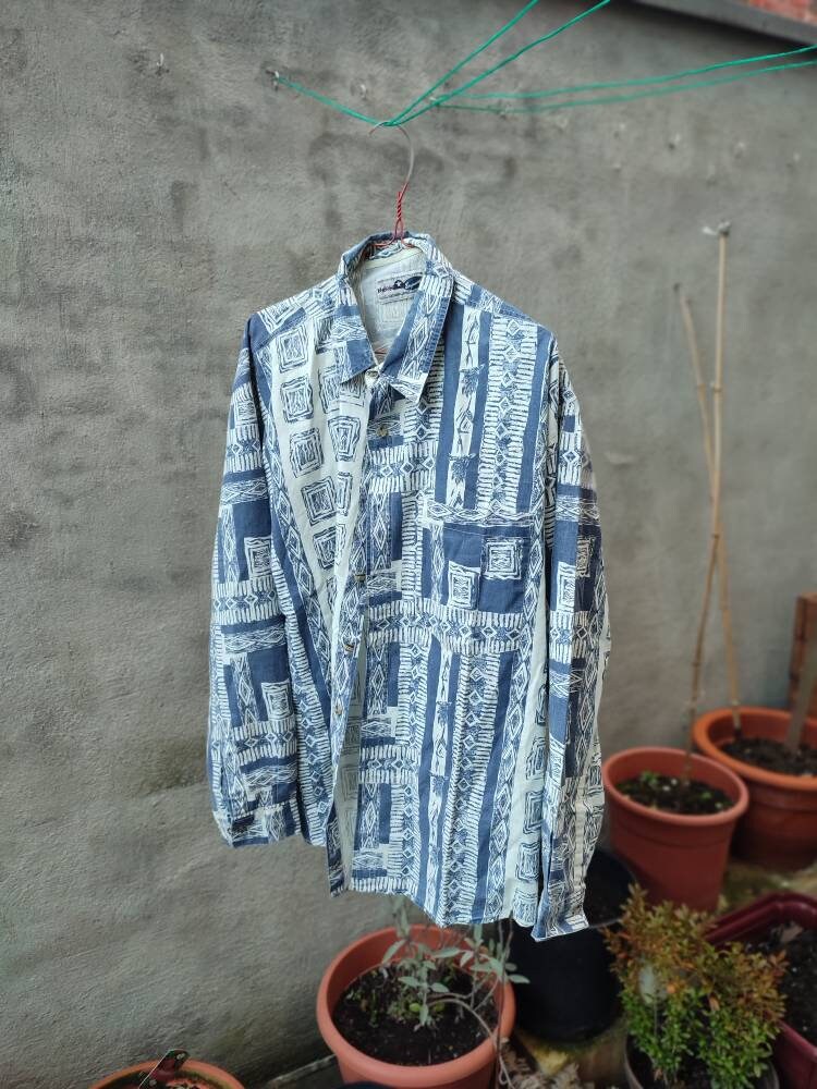 90s Unisex Geometric Print in Blue and White | Vintage Oversized Street wear Design