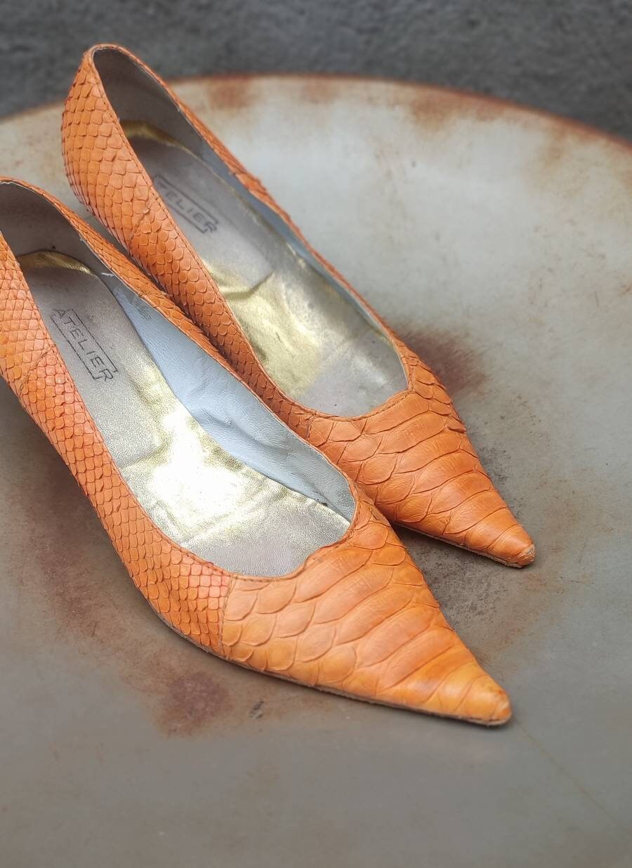 Vintage Pointed-toe heels| Bold orange leather flats made in Italy
