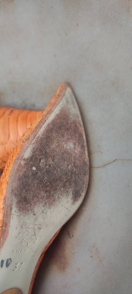 Vintage Pointed-toe heels| Bold orange leather flats made in Italy