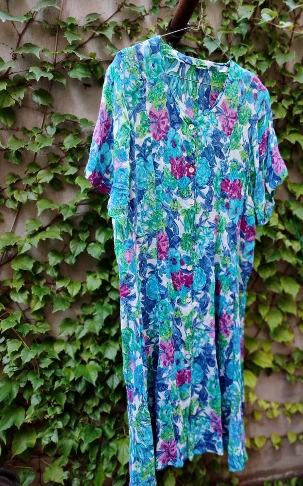 90s Floral Print Dress| Vintage Buttoned down Summer dress in blue