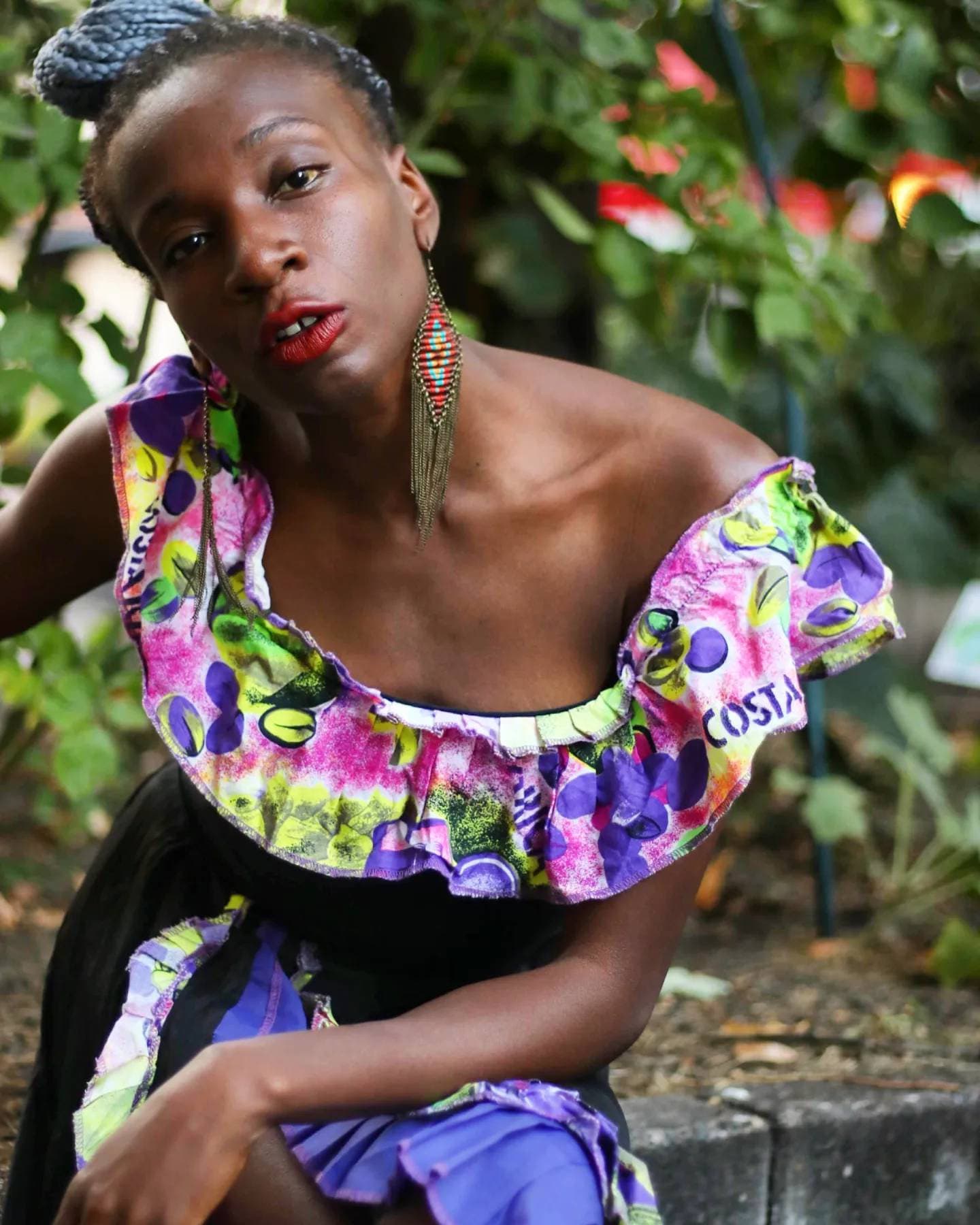 80s latin inspired dress| Vintage dress with frills and statement print
