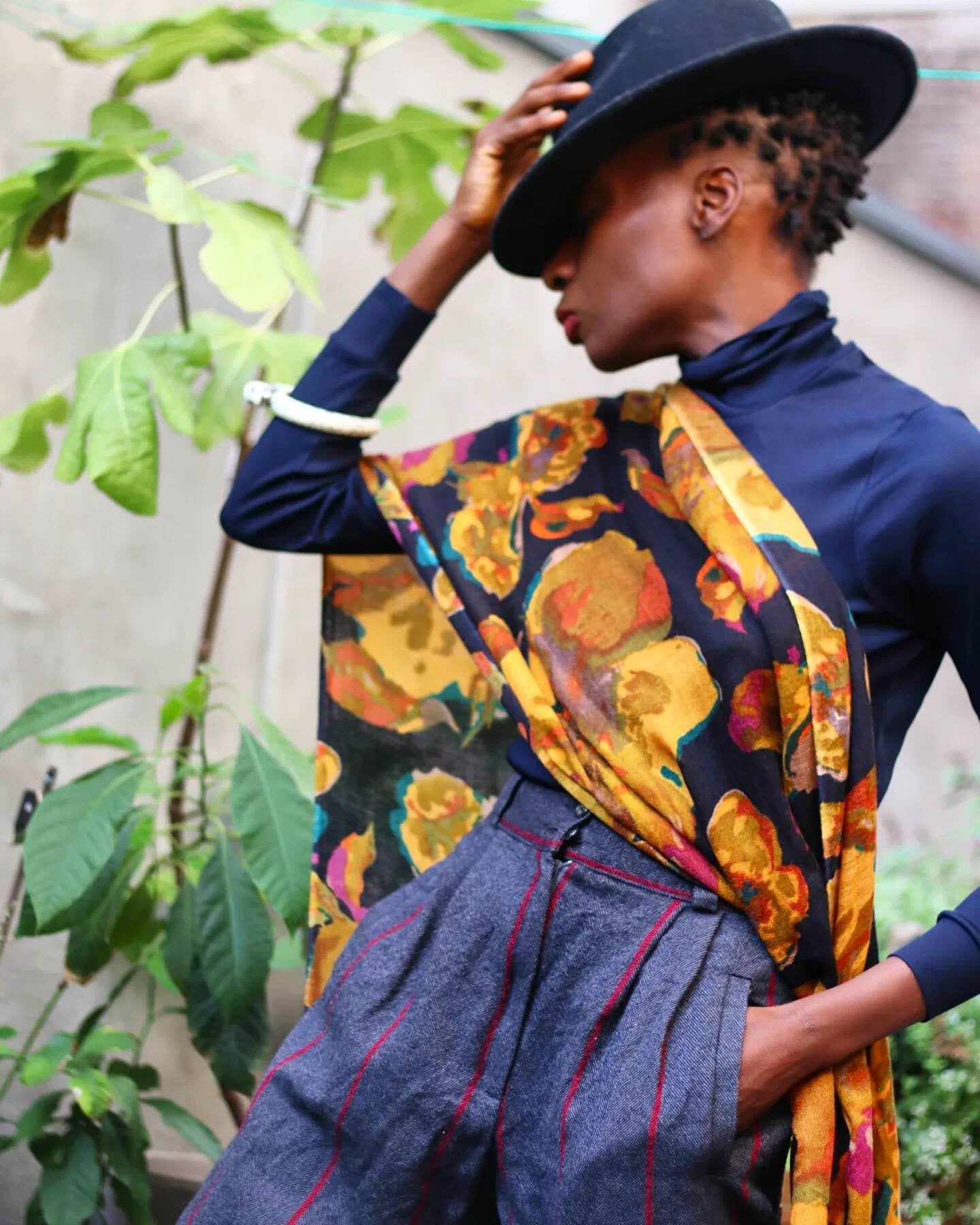 Fuchs Schmitt floral print scarf| Vintage Dark Bloom scarf