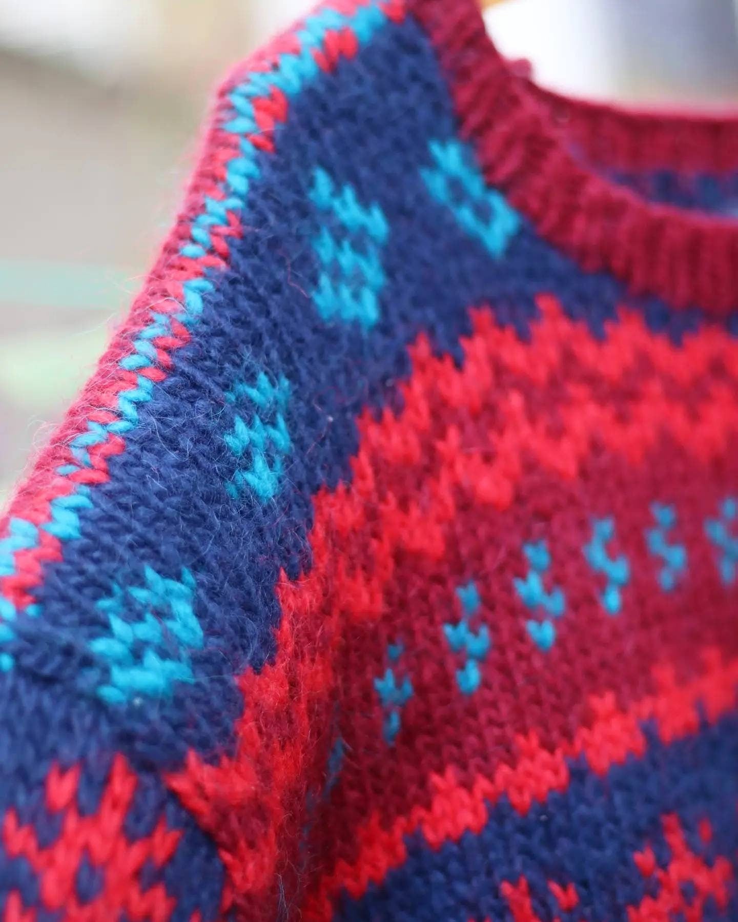 90s Handknitted Winter Sweater| Vintage Wool blend Multicolored Sweater| Women's Scandi style Christmas knit