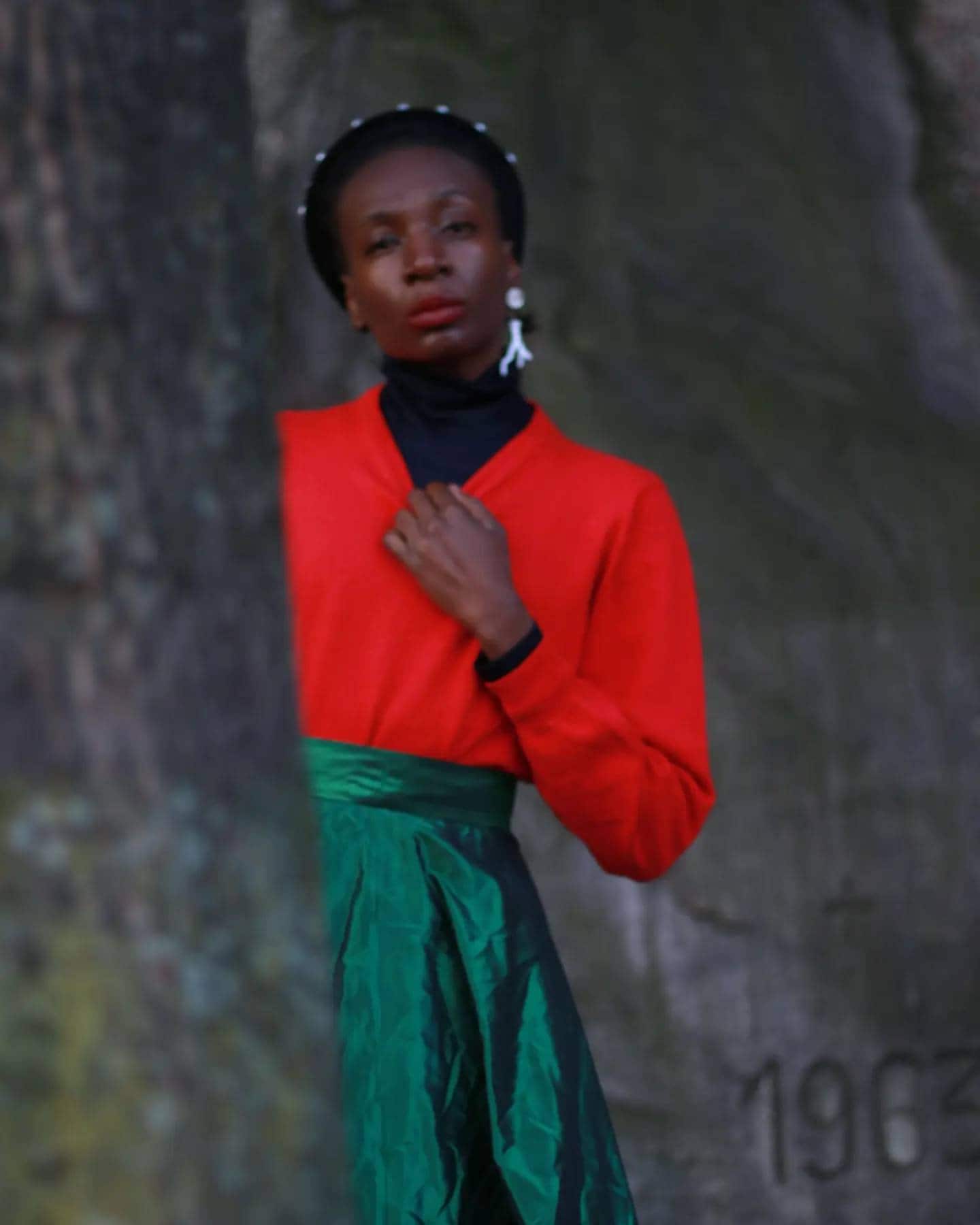 80s A.W Dunmore wool blend knit | V neck classic sweater