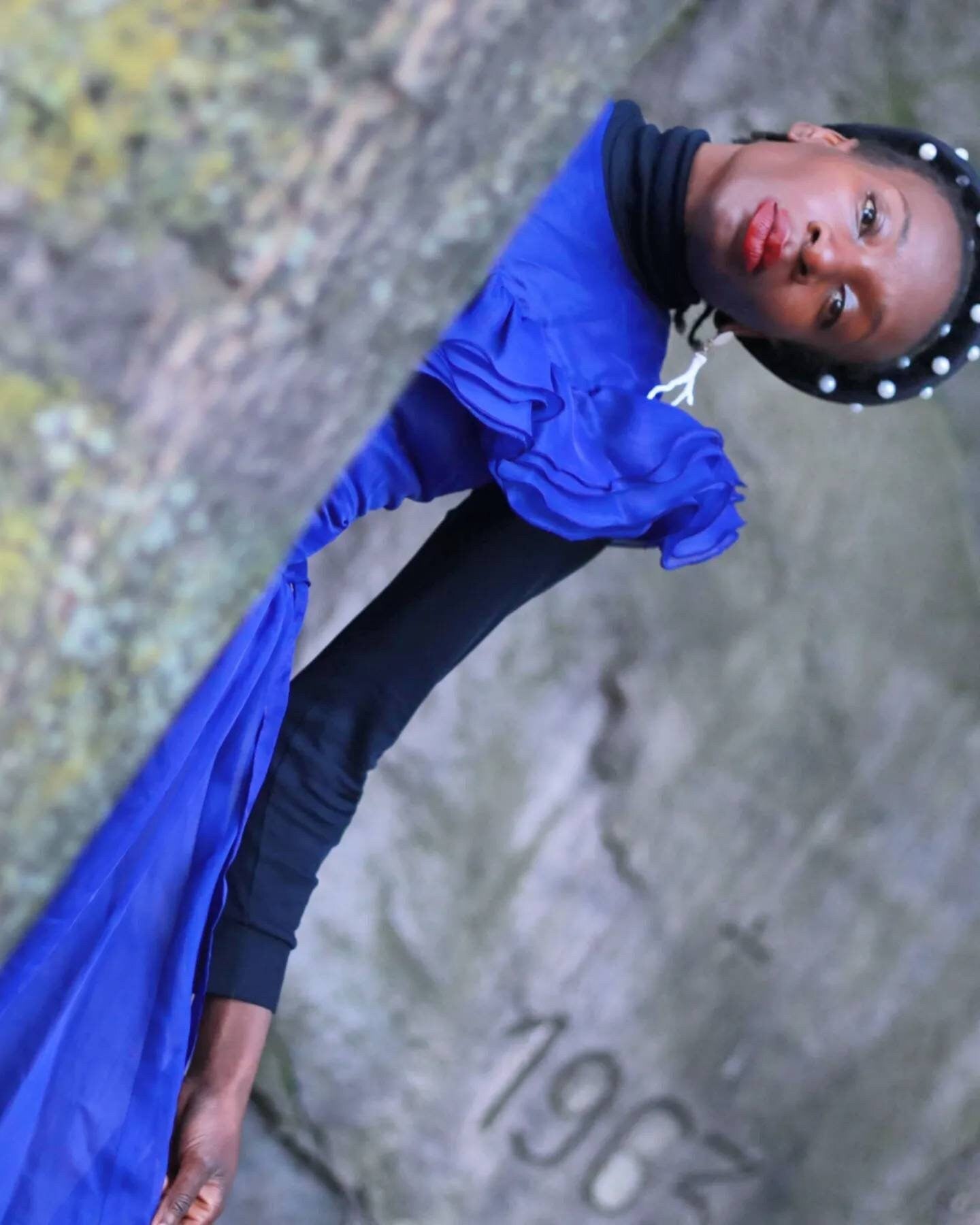 80s Vero Mont Blue Festive Dress | Vintage Maci Dress with frilly designs