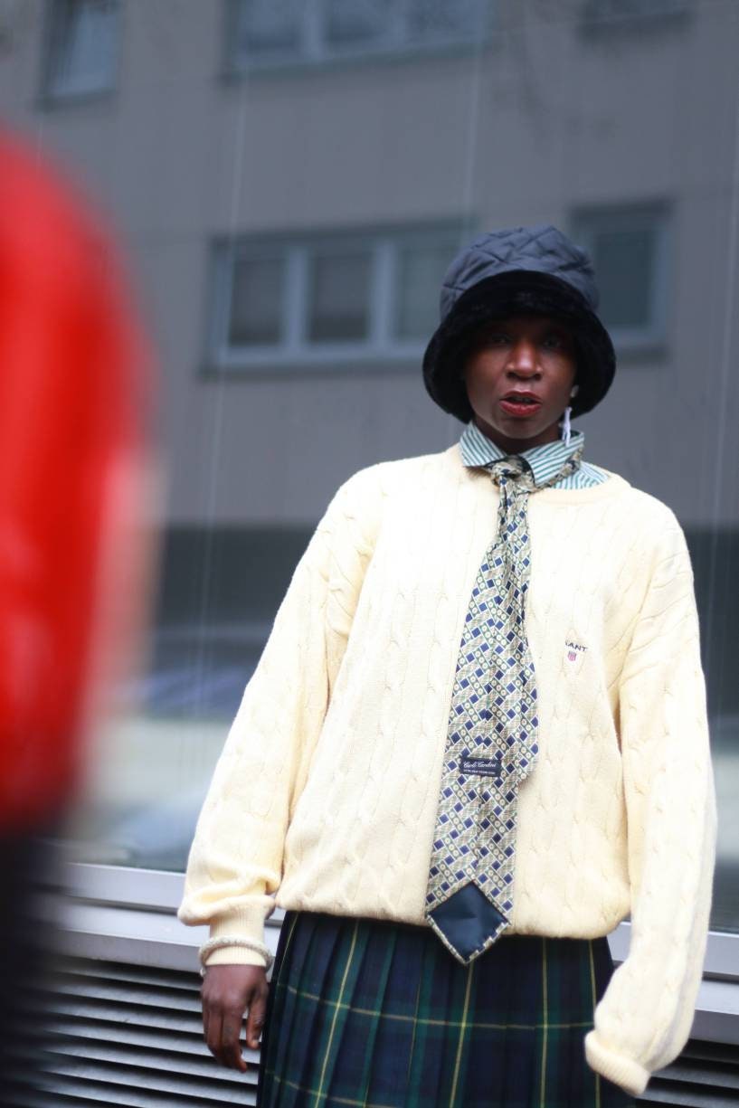 Bogner Textured Hat| Vintage black bucket hat