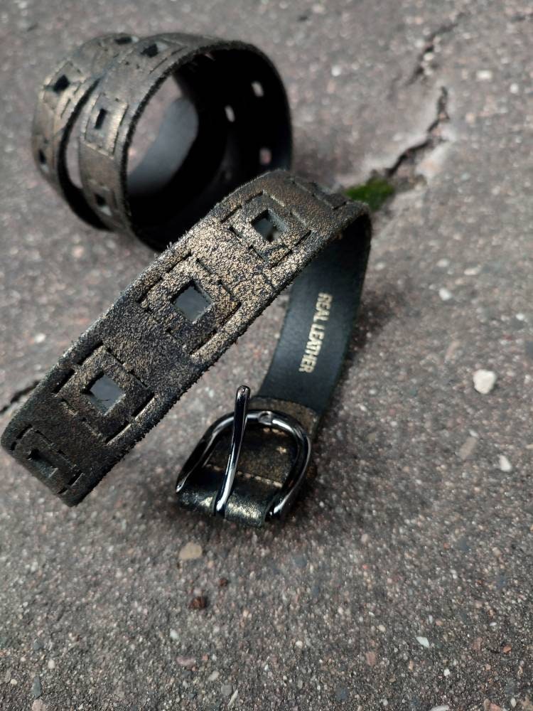 Vintage metallic black belt | Y2k skinny belt with shimmer