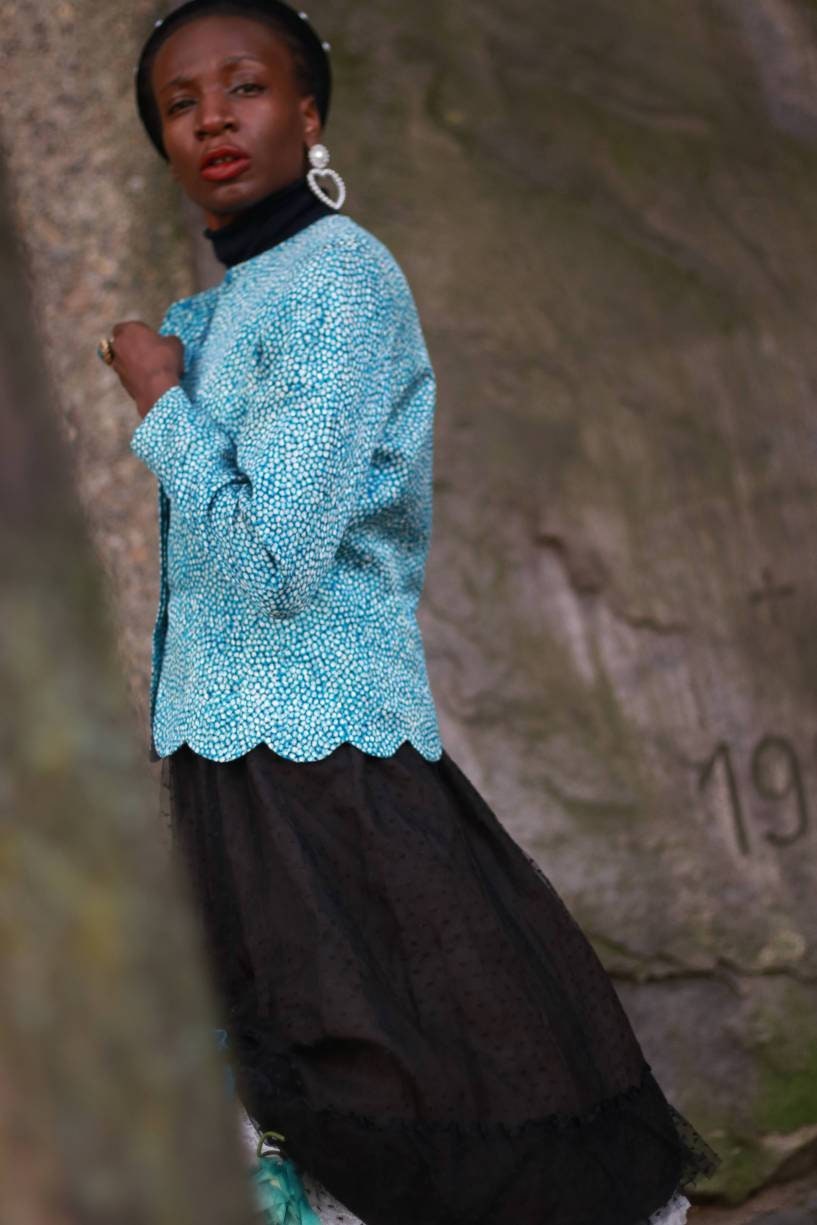 Anne Crimmins For Umi Collections| Vintage Silk Evening Jacket in blue and white with Scalloped hemline