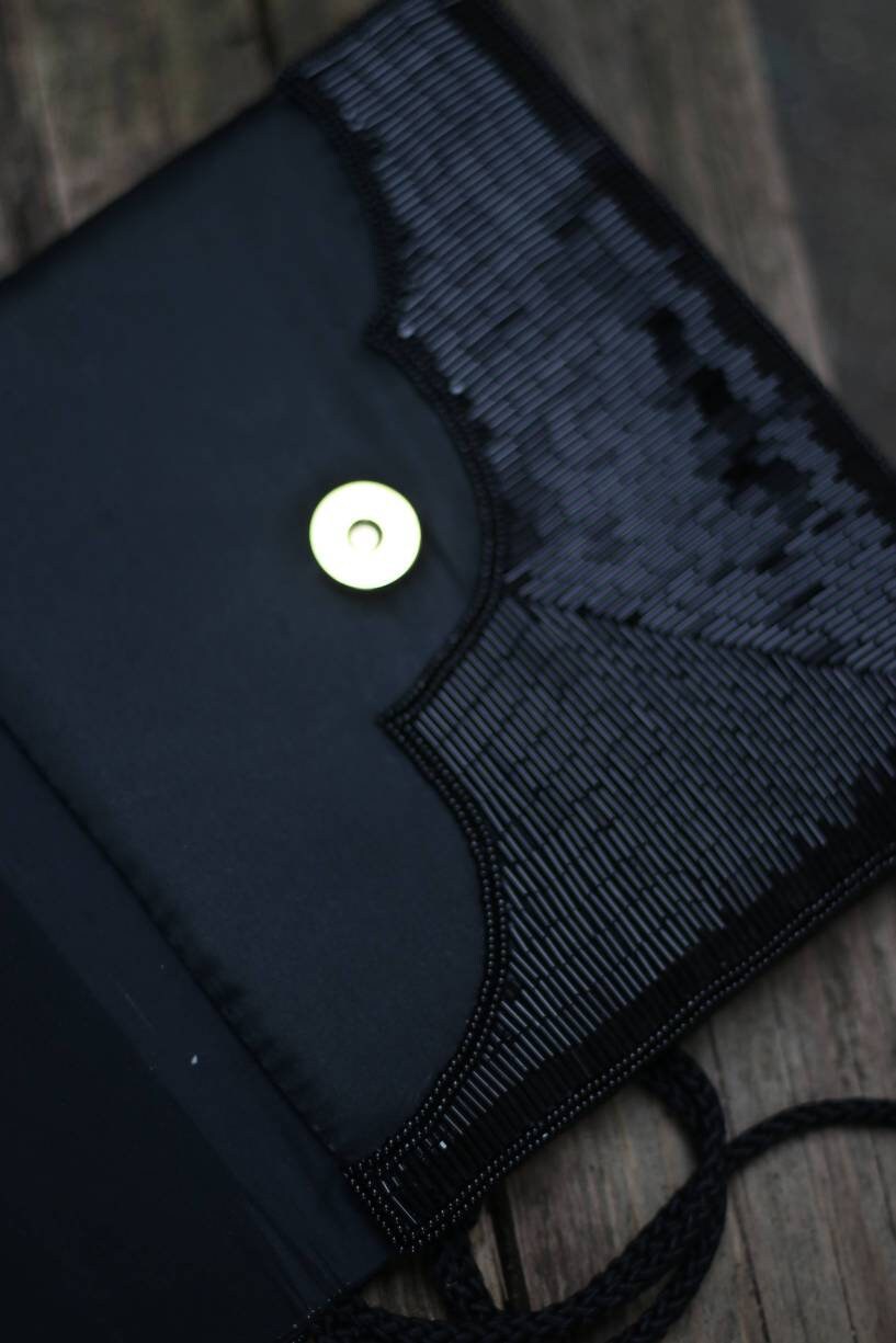 y2k sequinned bag in black | Vintage mini evening shoulder bag with rope strap| Glamorous compact shiny handbag with floral motif