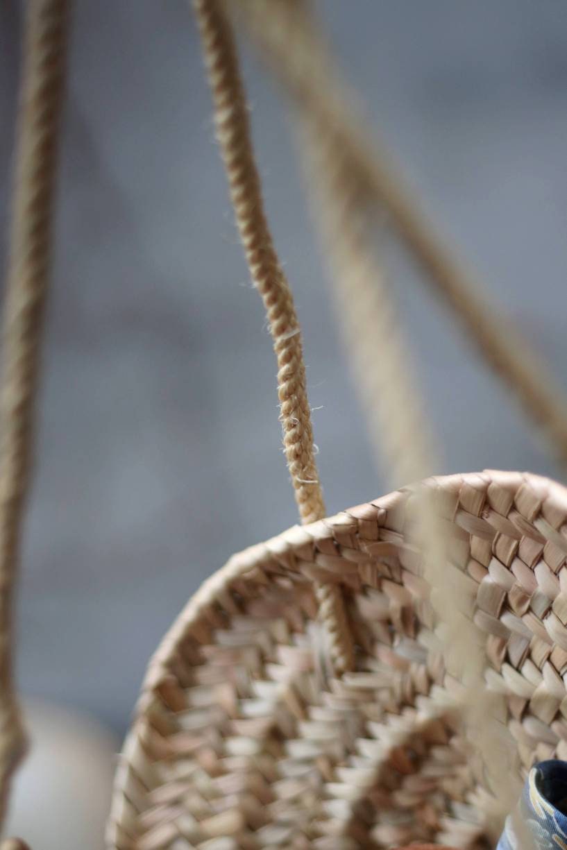 Vintage woven light brown bag| 90s country inspired chic summer shoulder bag| raffia market inspired bag