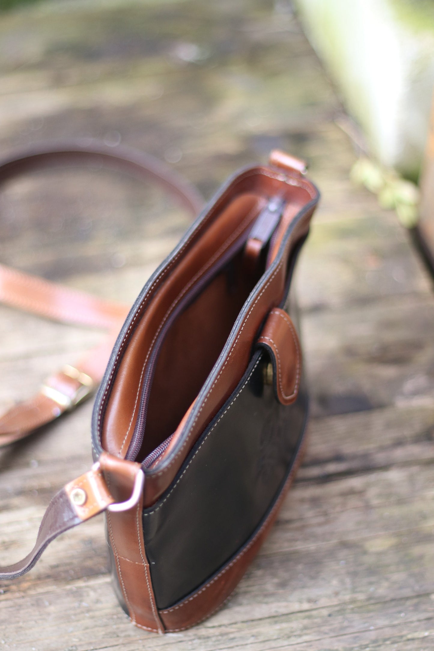 Vintage Brown and Black Bag 90s compact shoulderbag