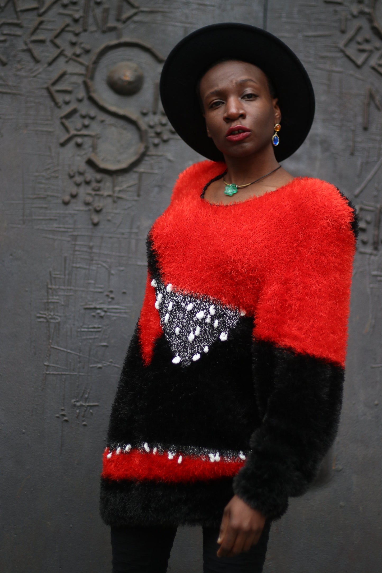 80s Fuzzy Sweater| Vintage crazy print knit| Oversized women's red jumper| Textured red black mini dress| Crazy pattern metallic sweater |