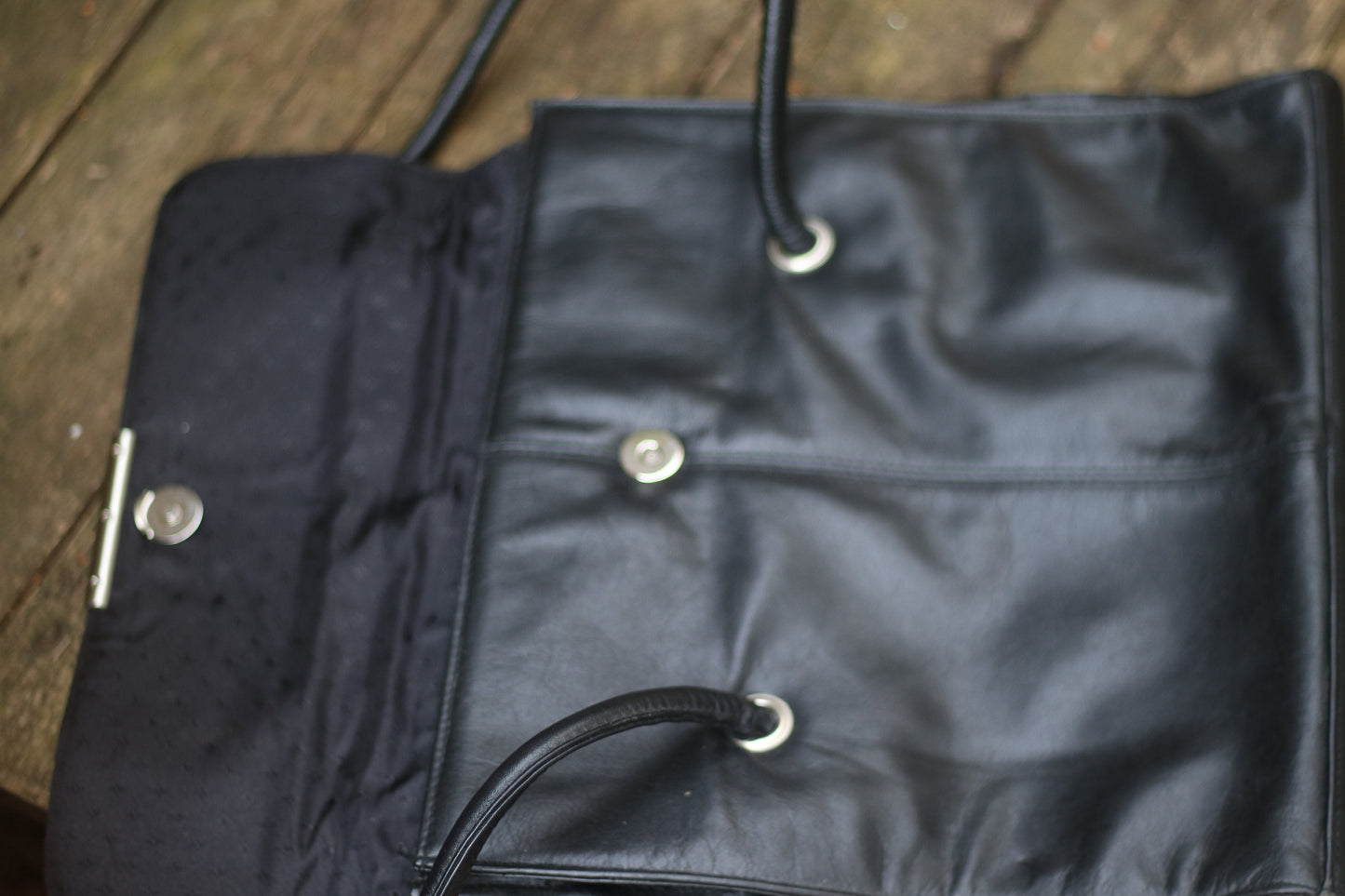 90s Black Leather Bag| Minimalist Shoulder bag with Silver-colored details| Classic office bag
