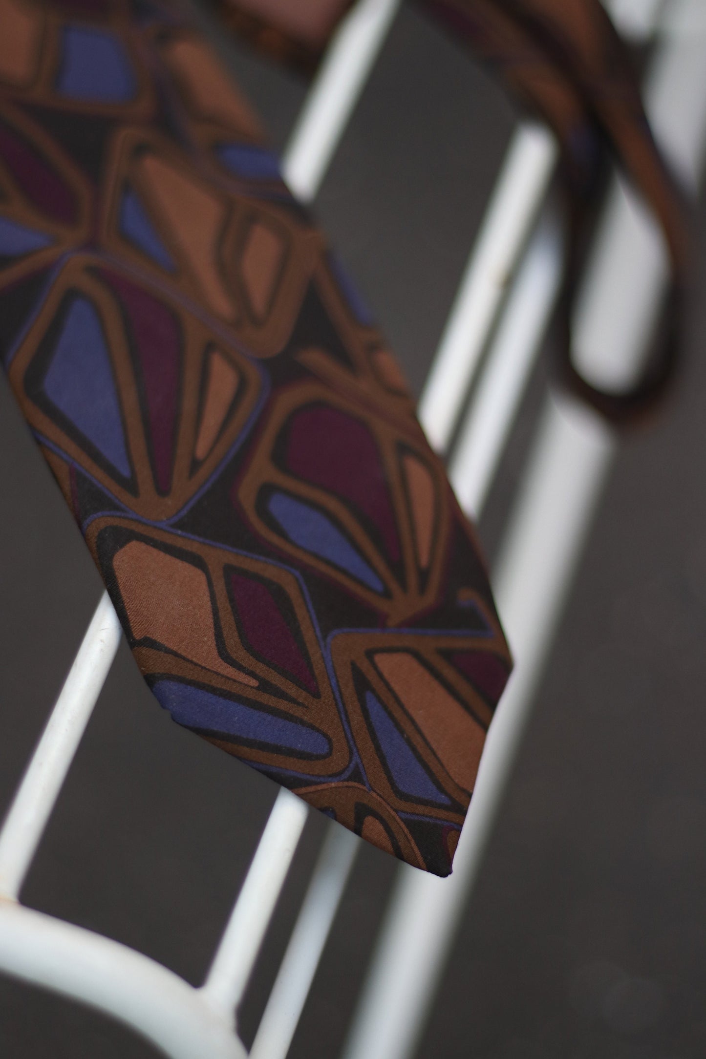 90s abstract print silk tie Vintage brown necktie Formal wear accessory Menswear for work