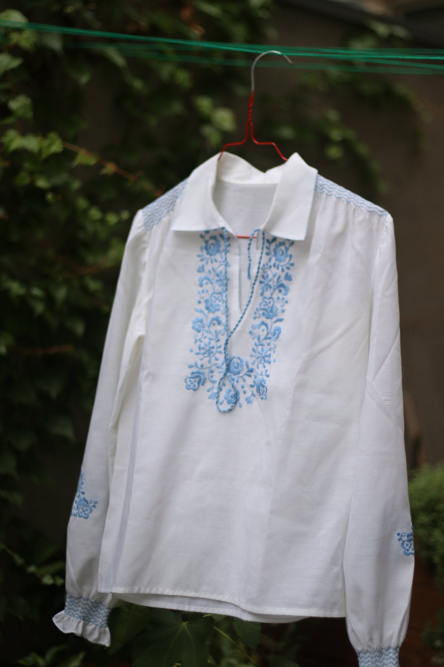 90s Bohemian Blouse| Vintage White and Blue Summer Shirt| Hippy Long sleeved Summer Blouse with embroidered details and tie