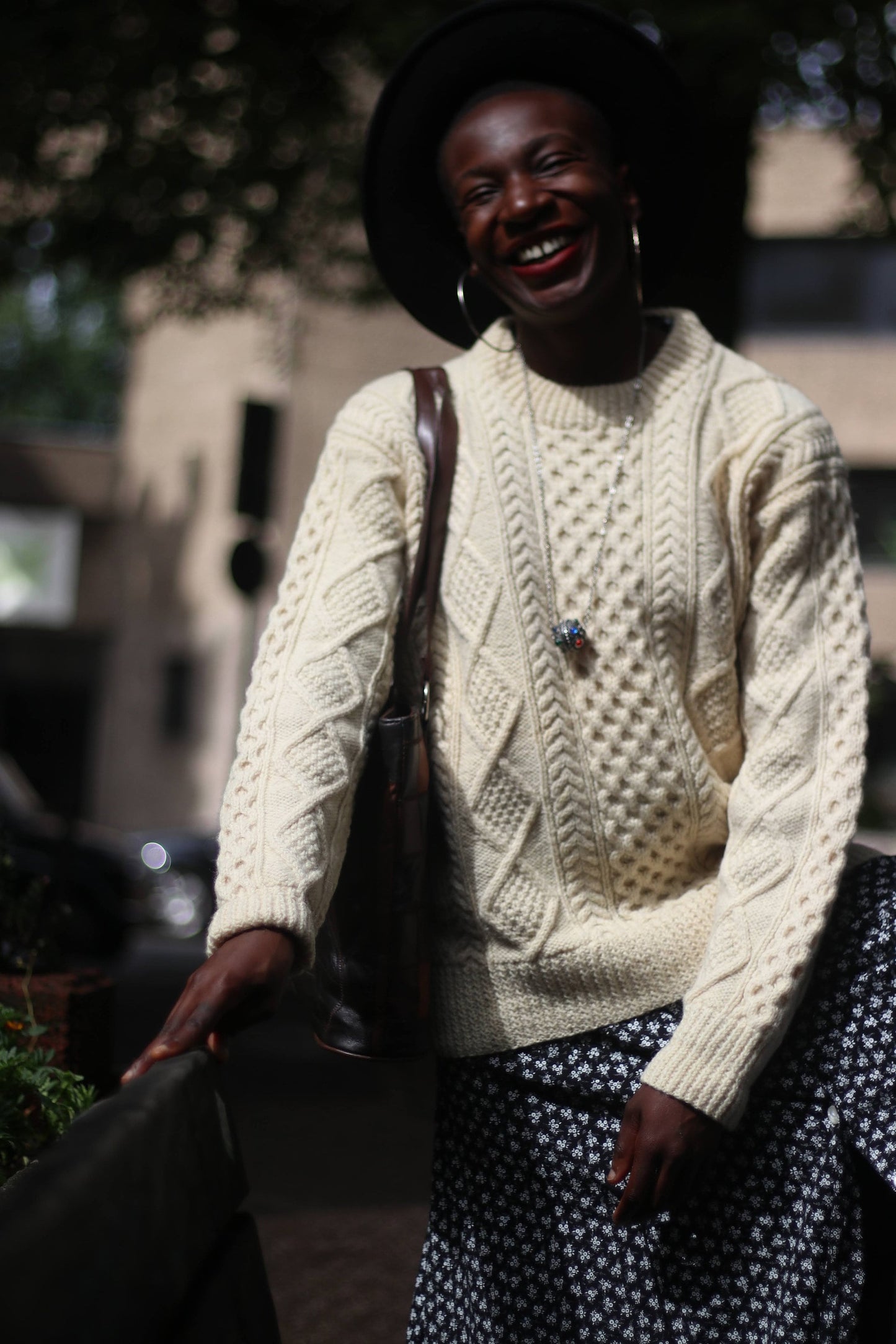 Vintage Insfree chunky knit Sweater| 90s Woolen Winter Chic white sweater | Handknit long sleeved sweater