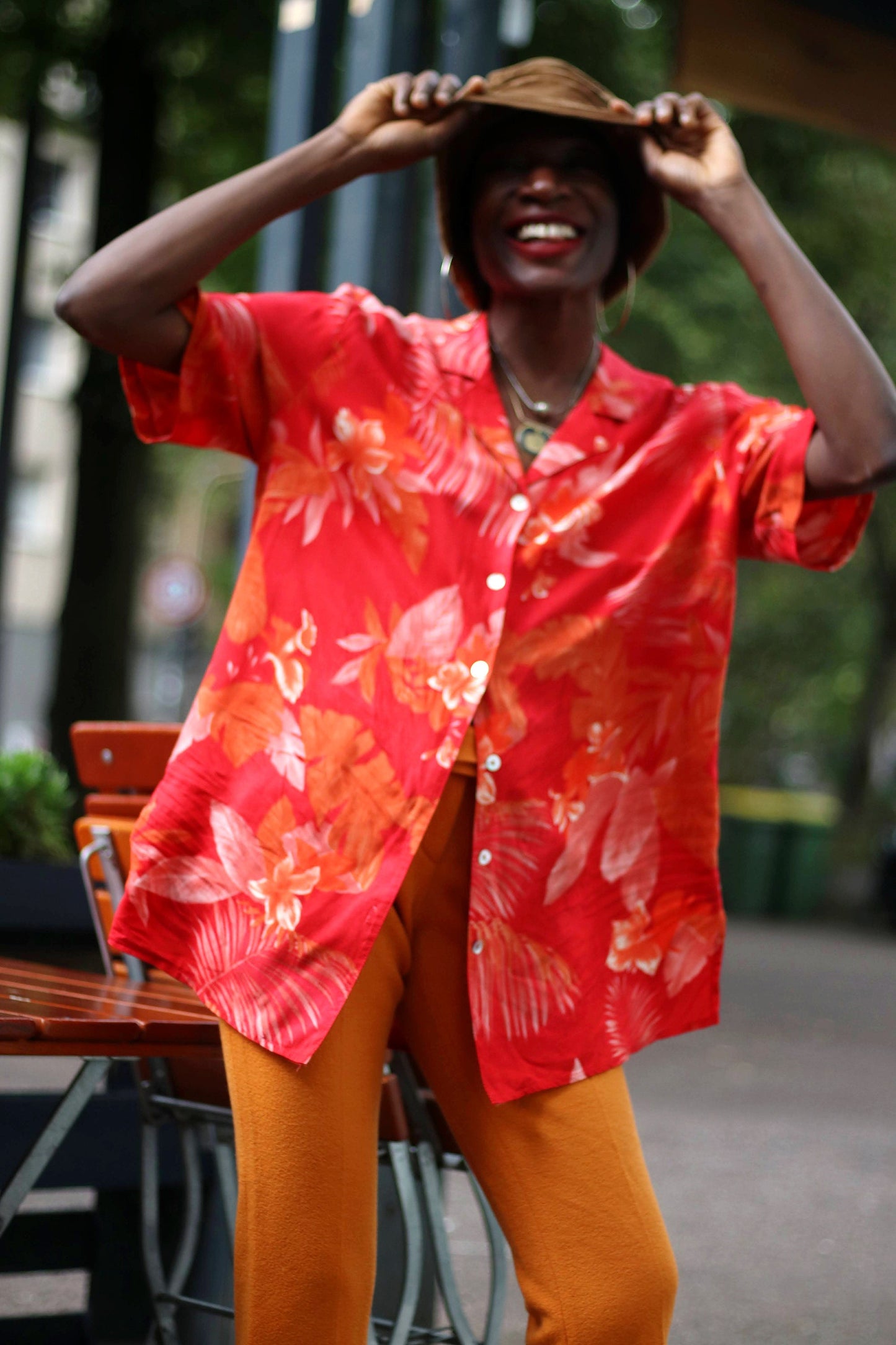 90s Tropical print Shirt| Vintage Unisex Floral Print Summer blouse| Maximalist red Beachwear Holiday wardrobe