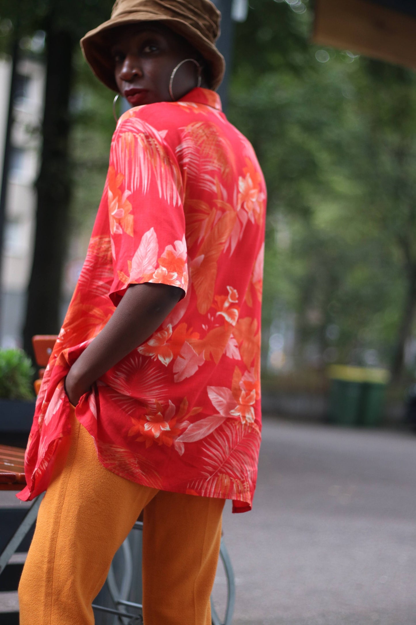 90s Tropical print Shirt| Vintage Unisex Floral Print Summer blouse| Maximalist red Beachwear Holiday wardrobe