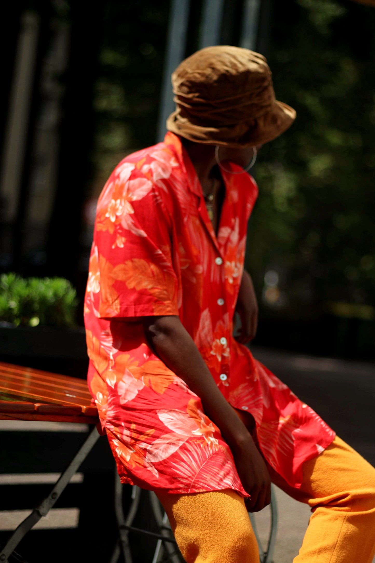 90s Tropical print Shirt| Vintage Unisex Floral Print Summer blouse| Maximalist red Beachwear Holiday wardrobe