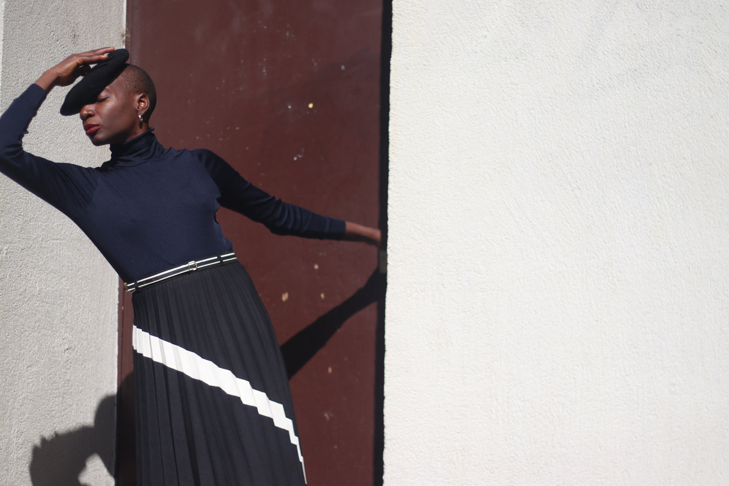 Vintage monochrome Pleated Skirt| 80s black and white minimalist skirt| Striped midi skirt