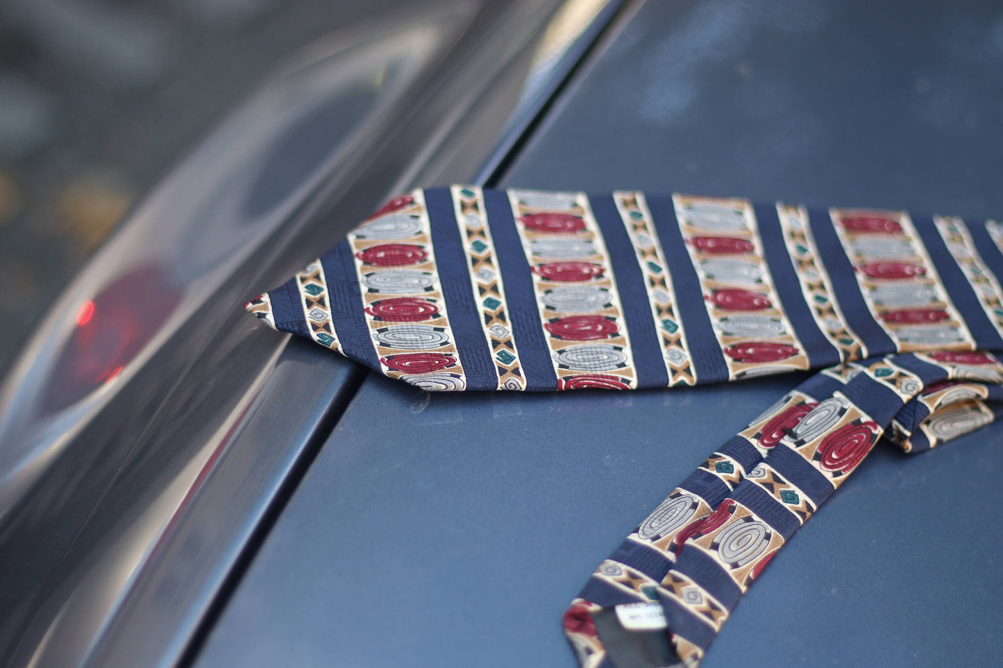 90s Jason Roberts Silk tie| Vintage quirky print blue and red tie| Androgynous fashion| unisex workwear