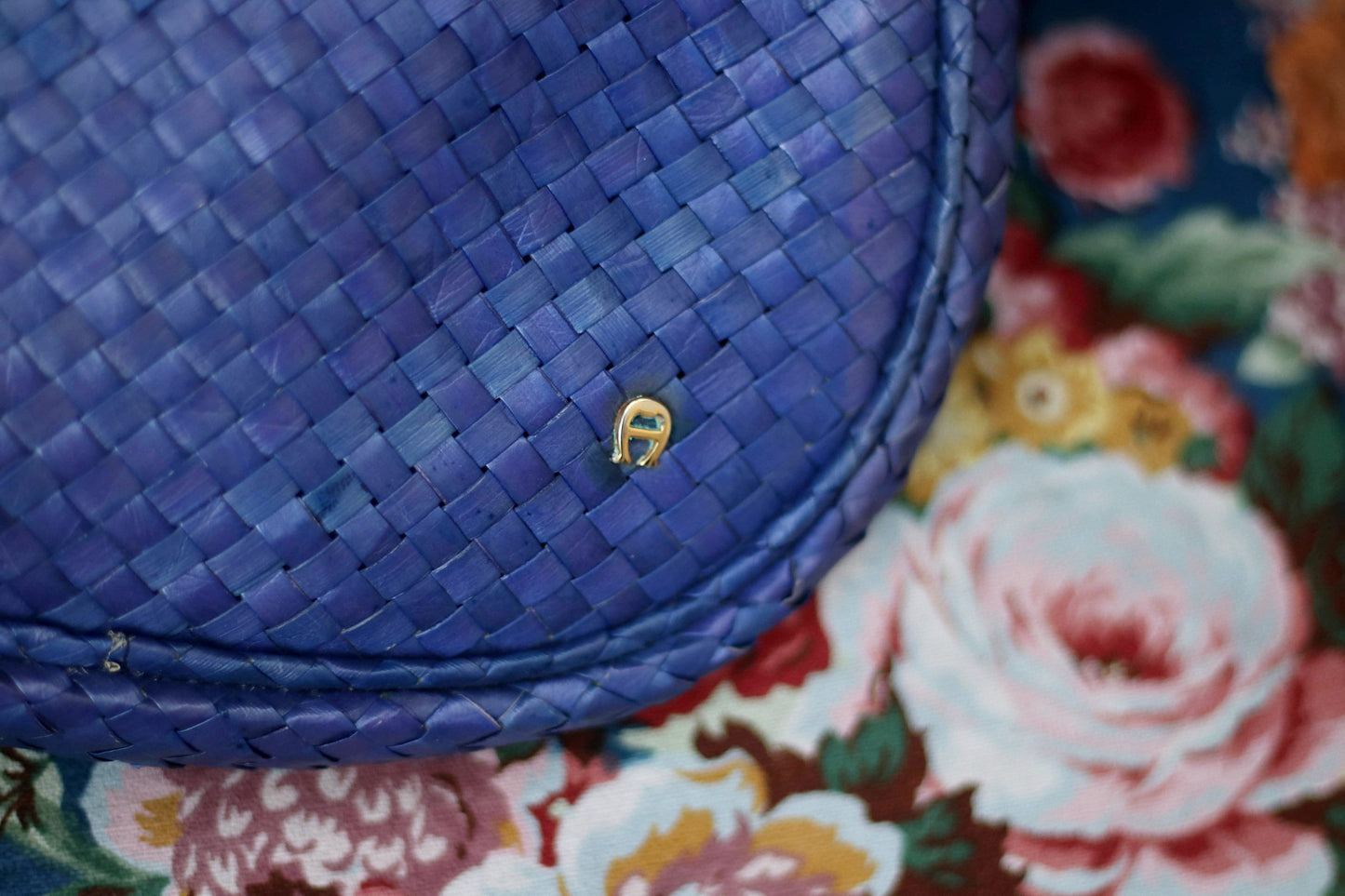 Vintage Aigner Bag| 80s mini Woven blue Basket Bag summer top handle bag| Raffia and wooden bag