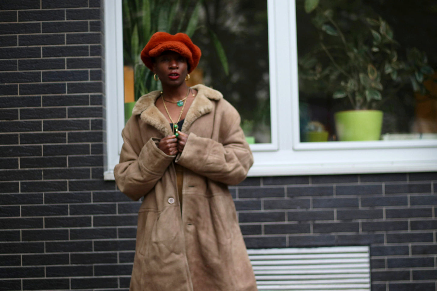 70s Shearling Coat| Vintage Brown Unisex Winter Coat| Oversized Minimalist Bohemian Outerwear