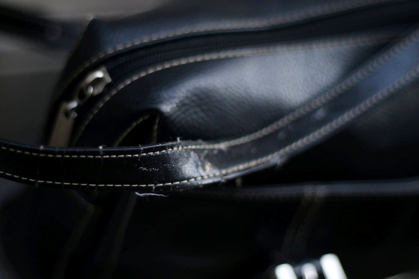 90s Minimalist Leather Bag| Vintage Gerry Weber Shoulder bag| Women's Sleek Handbag