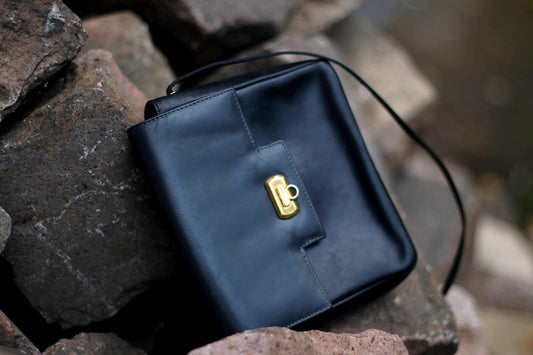 90s Mini Leather bag| Minimalist Women's Handbag| Vintage Compact Black Handbag | Crossbody Bag