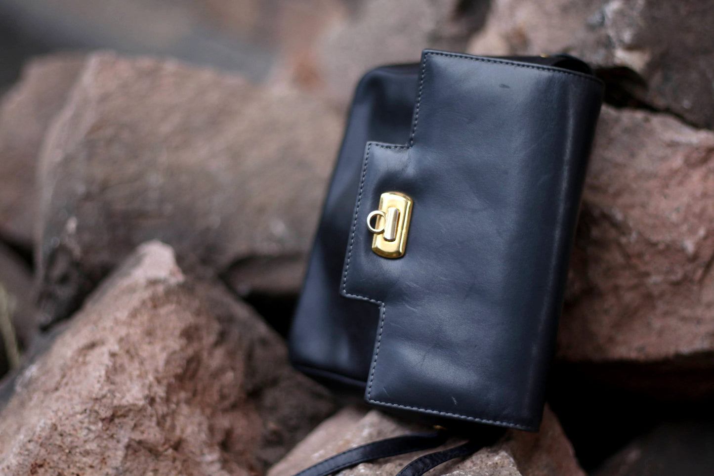 90s Mini Leather bag| Minimalist Women's Handbag| Vintage Compact Black Handbag | Crossbody Bag