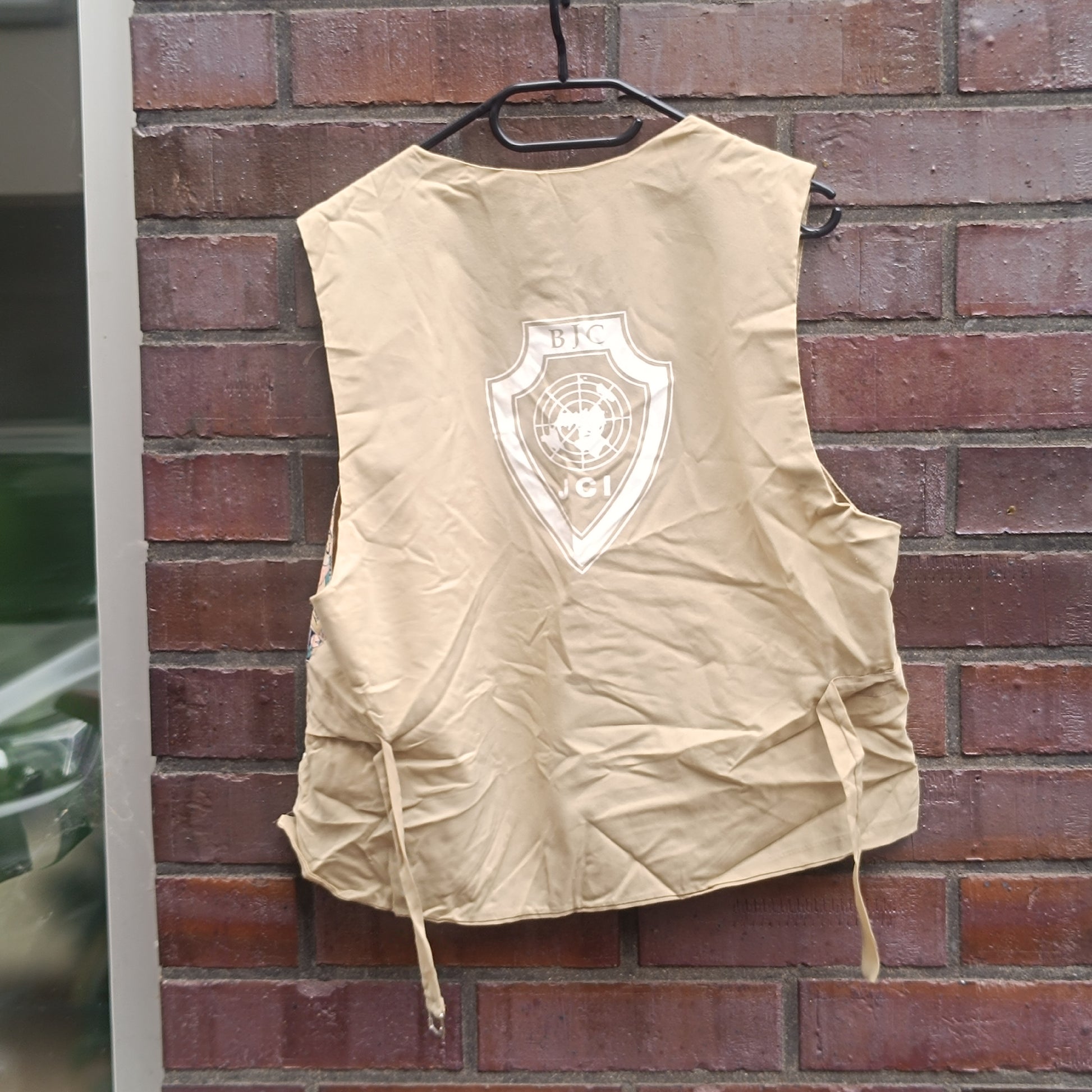 Vintage 90s Graphic Vest Novelty Print Waistcoat Beige Cotton Blend Renaissance