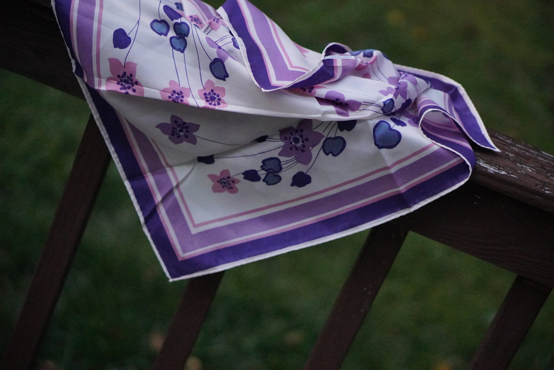 1970s Purple Floral Neck Scarf Made in Japan – Acetate Twill Vintage