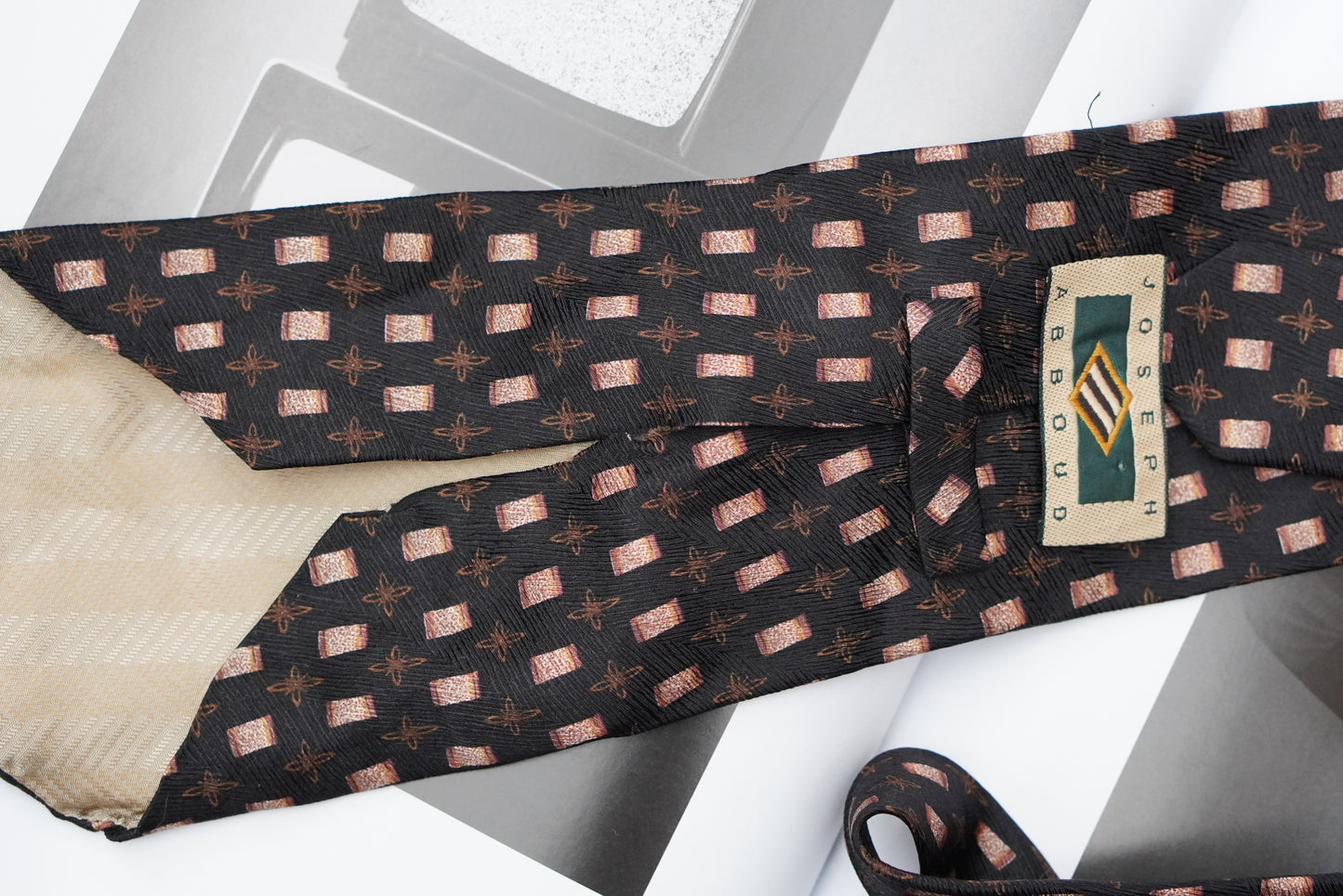 Joseph Abboud Vintage Silk Tie 90s Geometric Brocade Italian Made Mens Necktie