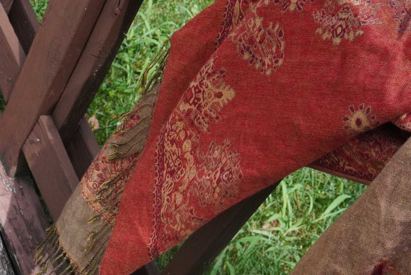 Vintage Paisley Pashmina Scarf | 90s Rust Red Boho Fringe Shawl
