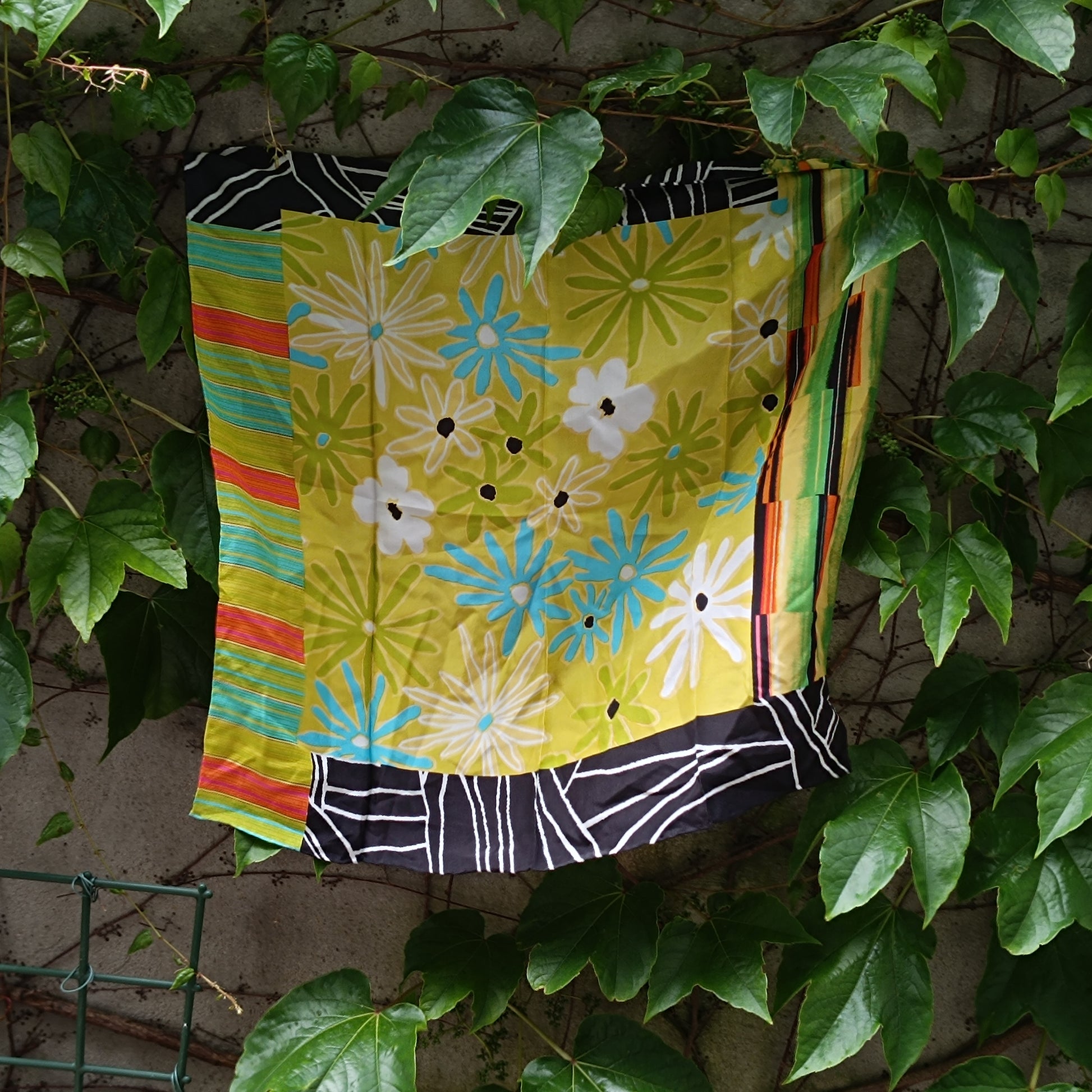 Vintage 60s Silk Scarf Flower Power Daisy Nicky Neckerchief Yellow Blue