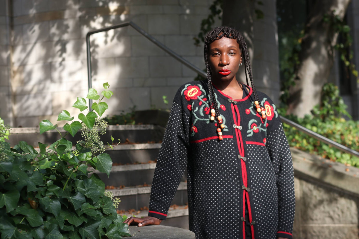 Floral Embroidered Wool Cardigan | Vintage Folk Knit Sweater | Black M