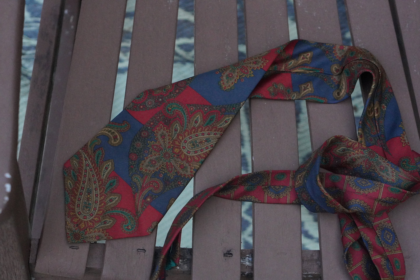 Silk Paisley Tie | Vintage Tommy Hilfiger Necktie Red Blue | One Size