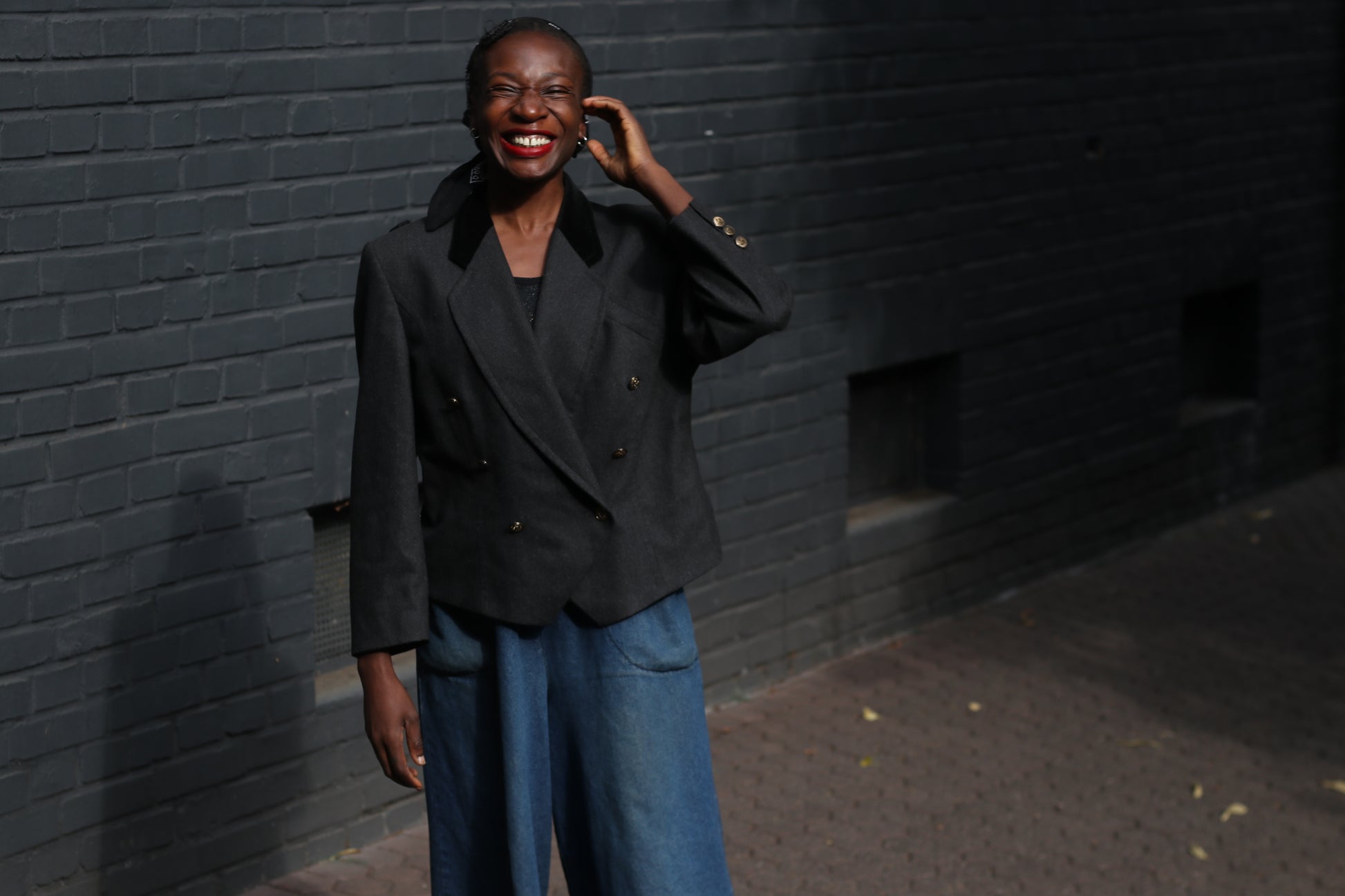 Vintage 80s Wool Cropped Blazer: Minimalist Tuxedo Style