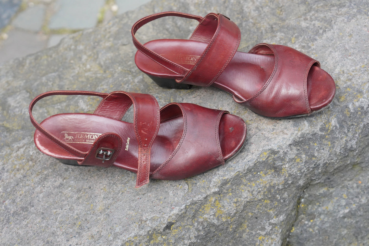 Remonte Vintage 90s Maroon Leather Sandals Block Heel Slingback Open Toe Mule 6