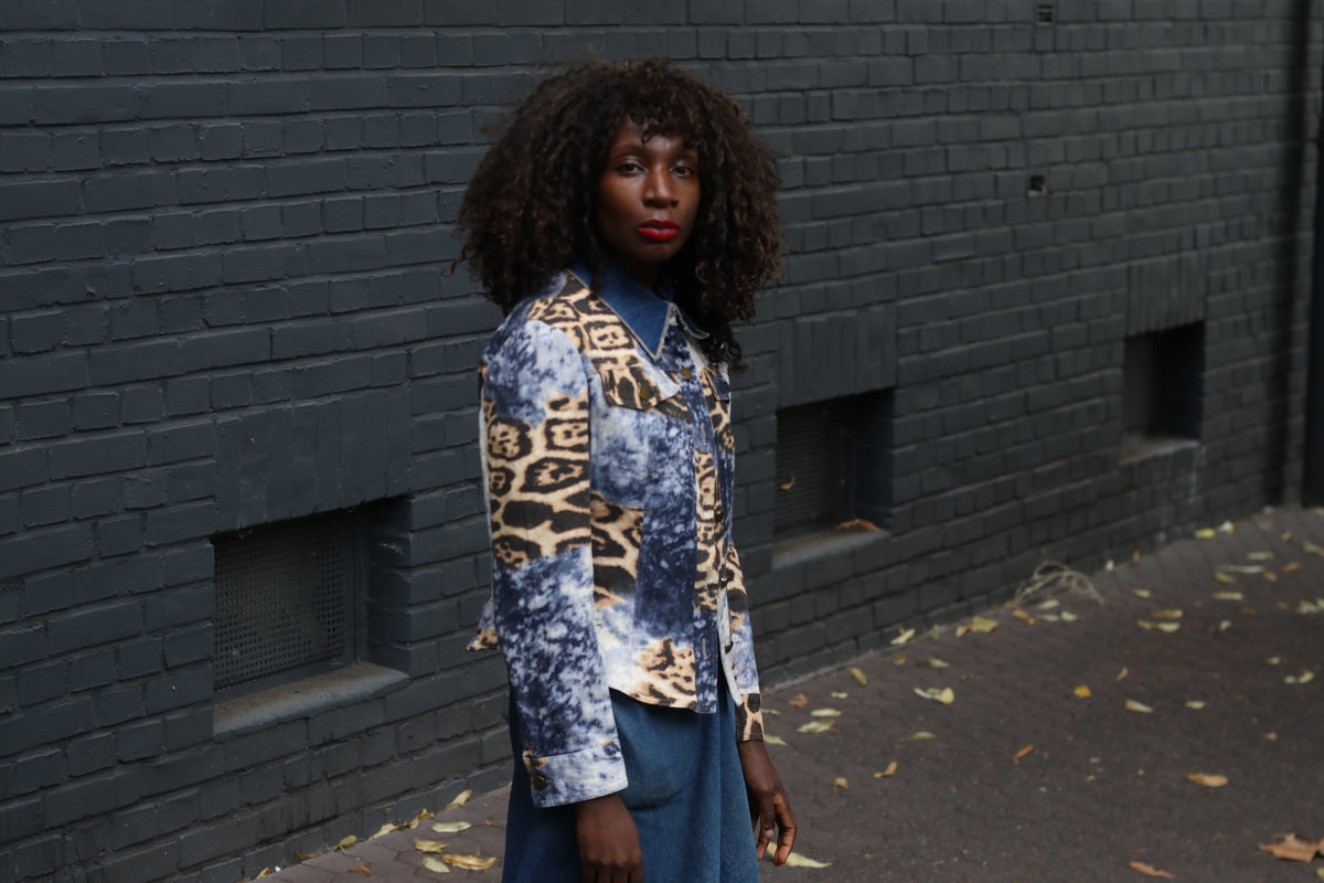 Vintage Leopard Denim Jacket | 90s Animal Print Trucker | Blue M