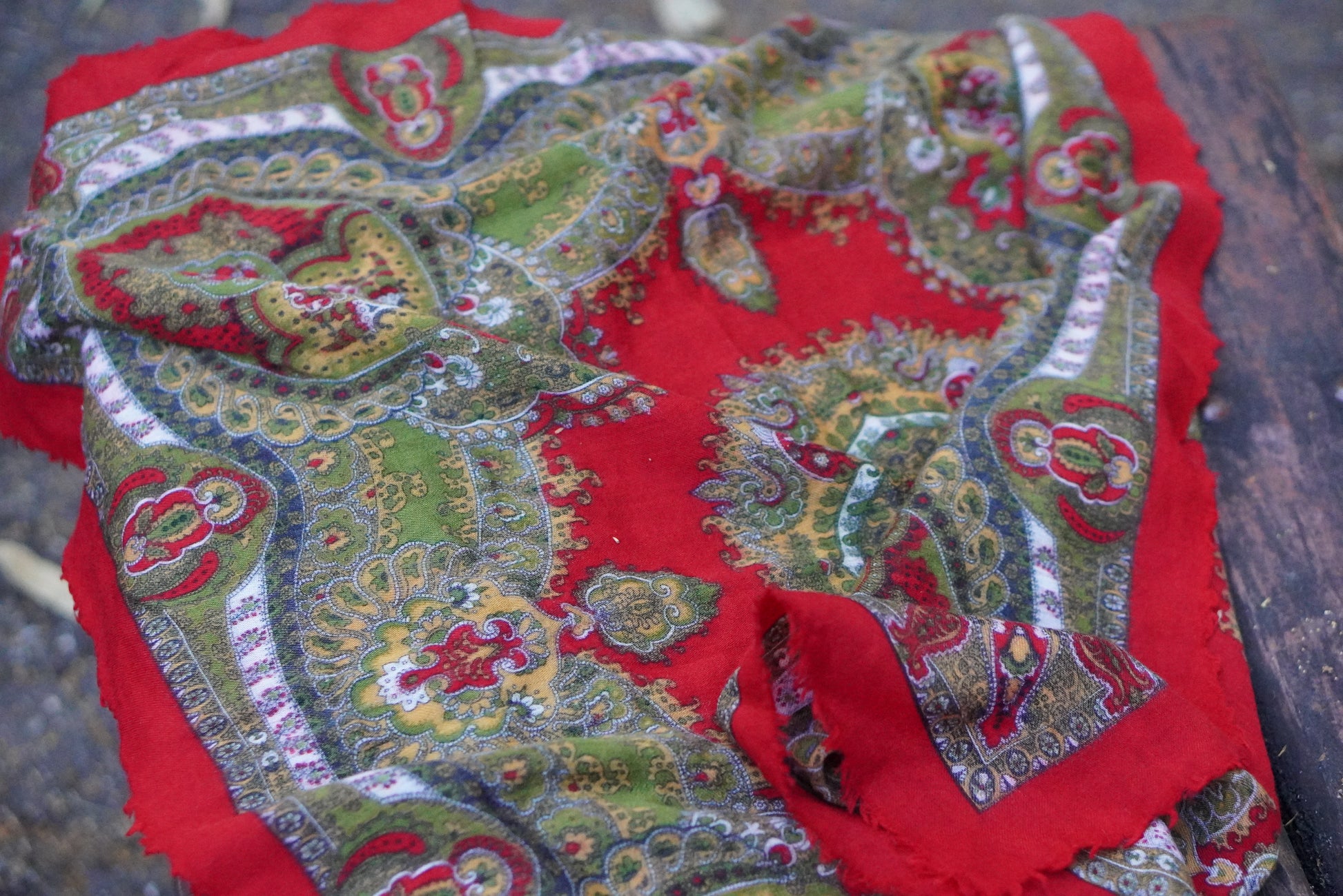 Vintage 1970s Paisley Wool Scarf Red Green Folk Medallion Fringed Shawl Babushka