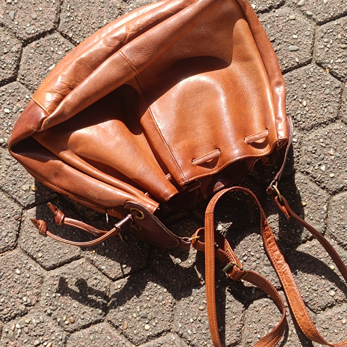 Vintage Cognac Leather Bucket Bag | 80s Drawstring Crossbody Purse