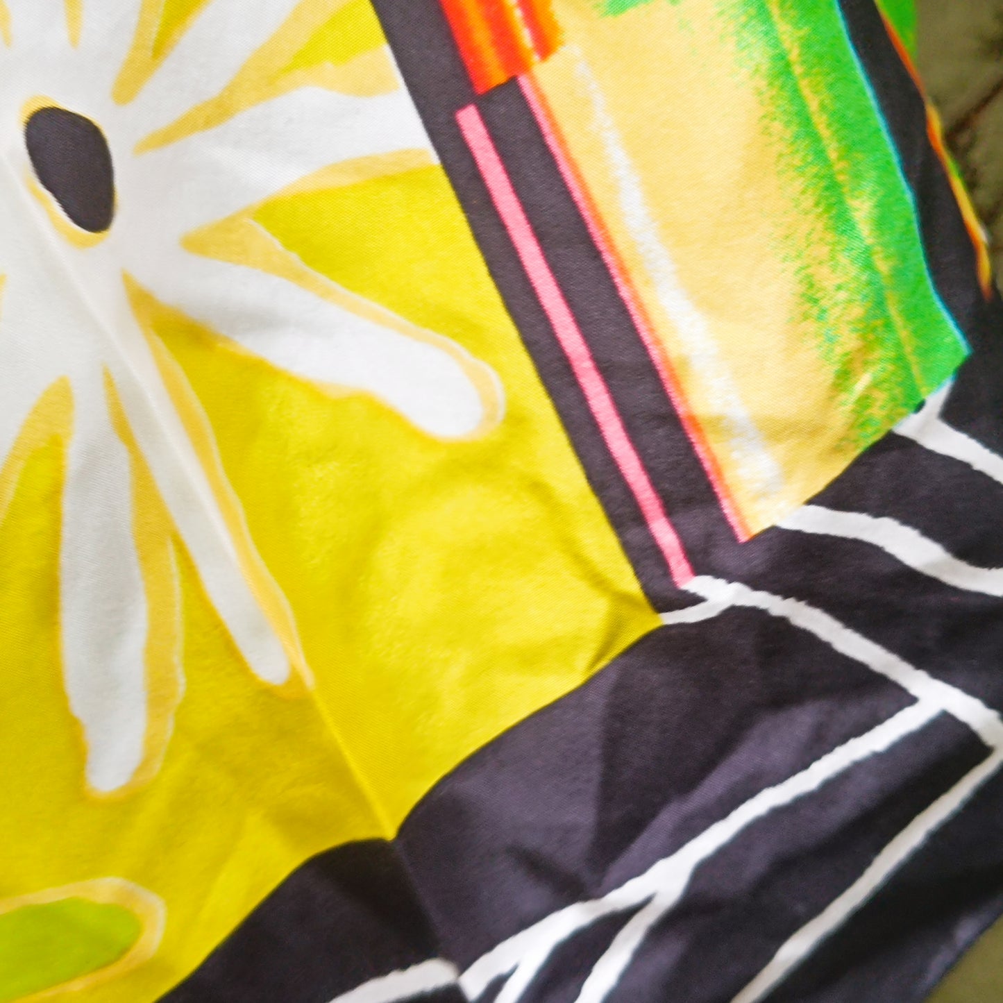 Vintage 60s Silk Scarf Flower Power Daisy Nicky Neckerchief Yellow Blue