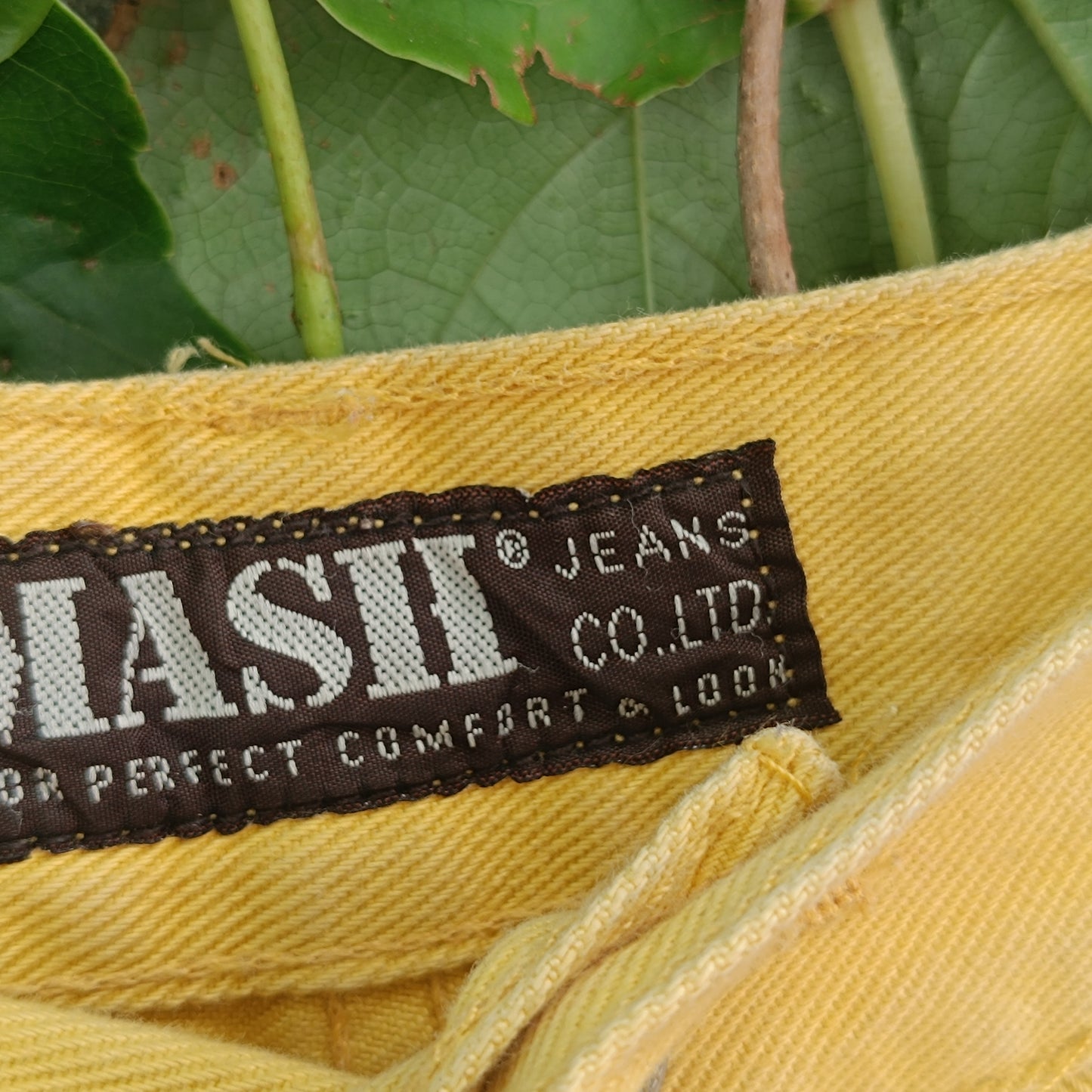Vintage Yellow High Waist Jeans | 90s MASH Tapered Denim Pants